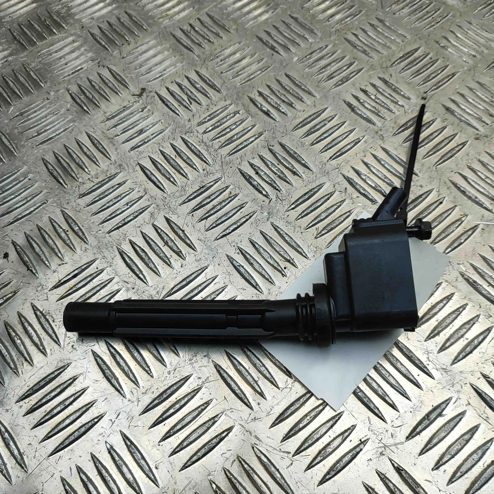 Alfa-Romeo Stelvio High voltage ignition coil High voltage ignition coil — ALFA ROMEO STELVIO...