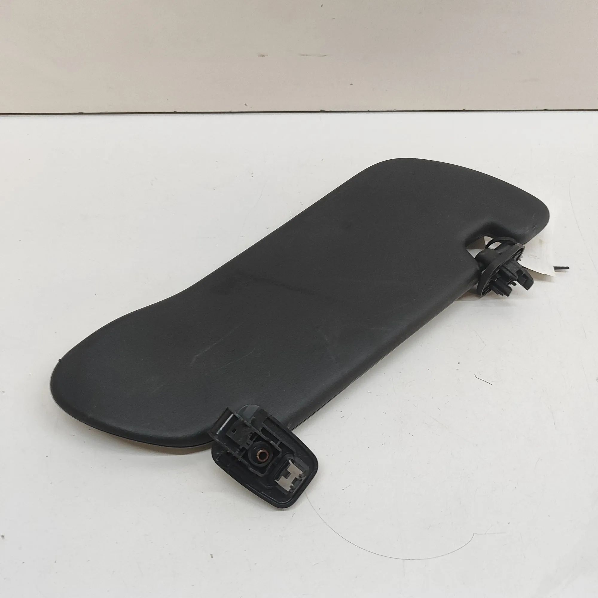 Renault Megane Left Side Sun Visor Left Side Sun Visor — RENAULT MEGANE (CC EZ0/1_...