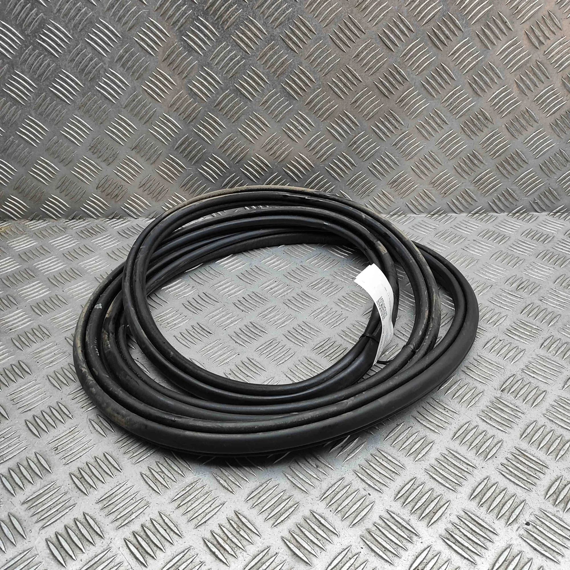 Volvo V60 Door rubber seal — front left Door rubber seal — front left — VOLVO V60 (II 2...