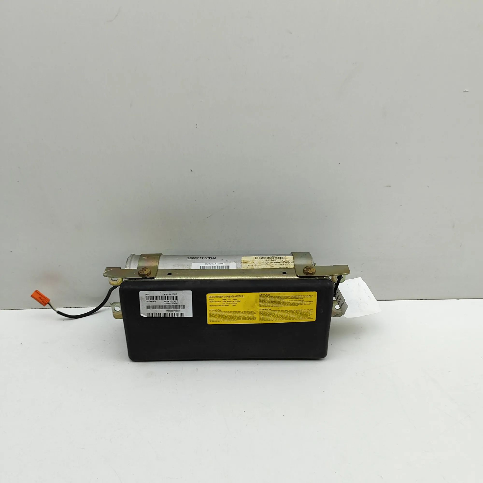 BMW 7 (E38) Dashboard Safety Bag SRS Dashboard Safety Bag SRS — BMW 7 (E38) (1994-20...