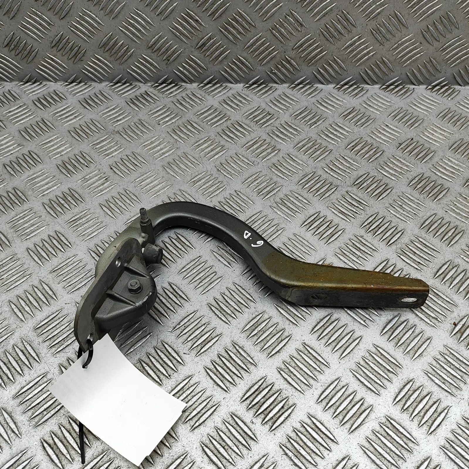 Maserati Biturbo (2, 4, Spyder, Karif) Right Side Bootlid Hinge Right Side Bootlid Hinge — MASERATI 425 (1987-1...