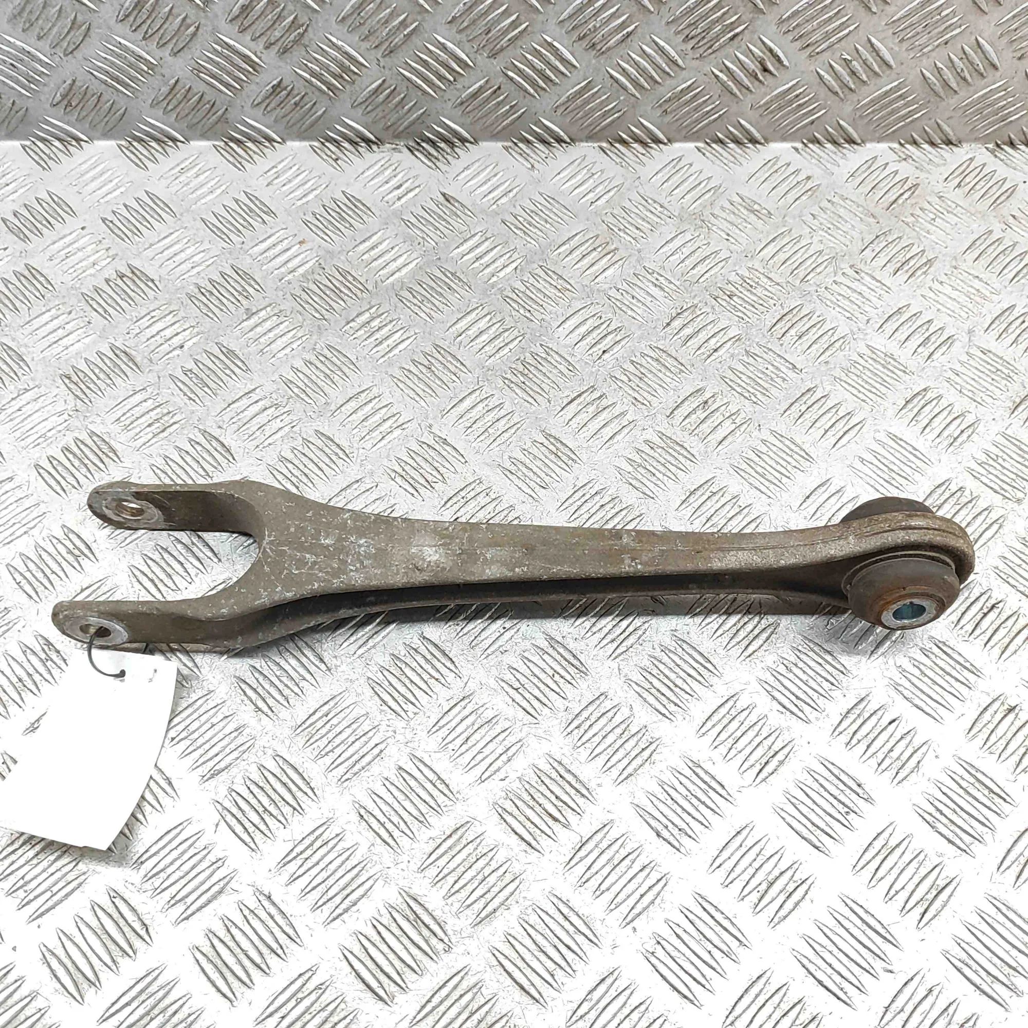 Porsche Cayman (987) Front Right Straight Control Arm Front Right Straight Control Arm — PORSCHE CAYM...