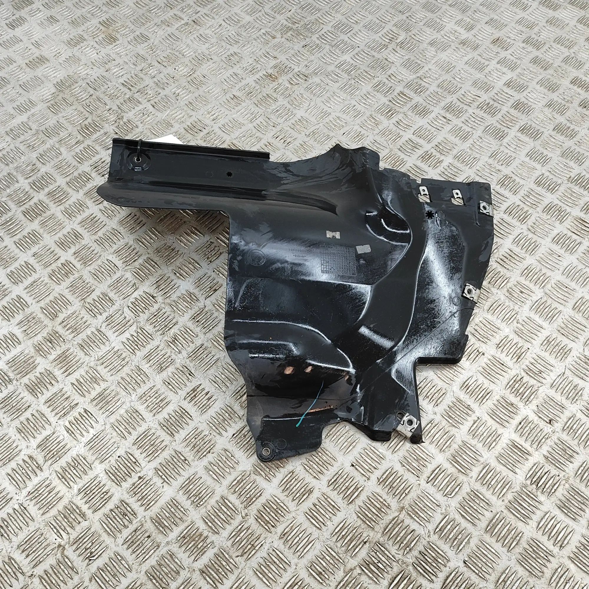 Alfa-Romeo Stelvio Underbody cover — rear left Underbody cover — rear left — ALFA ROMEO STELVI...