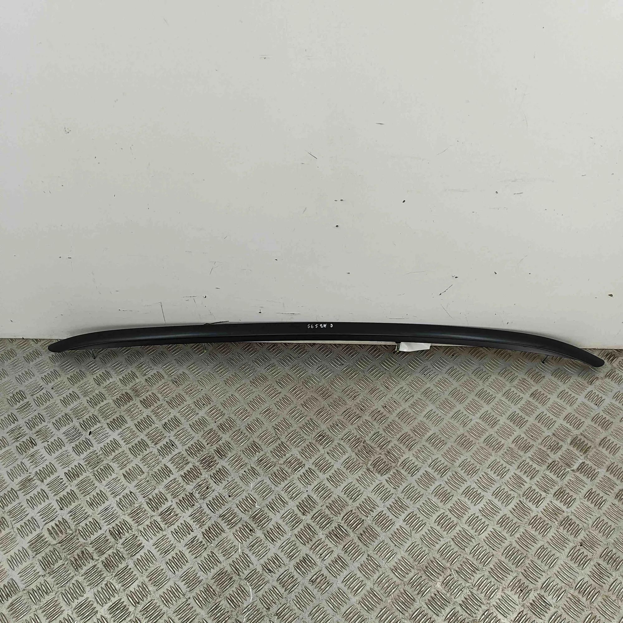 Audi Q3 (8U) Right Side Roof Rail Right Side Roof Rail — AUDI Q3 (8U) (2011-2018)...