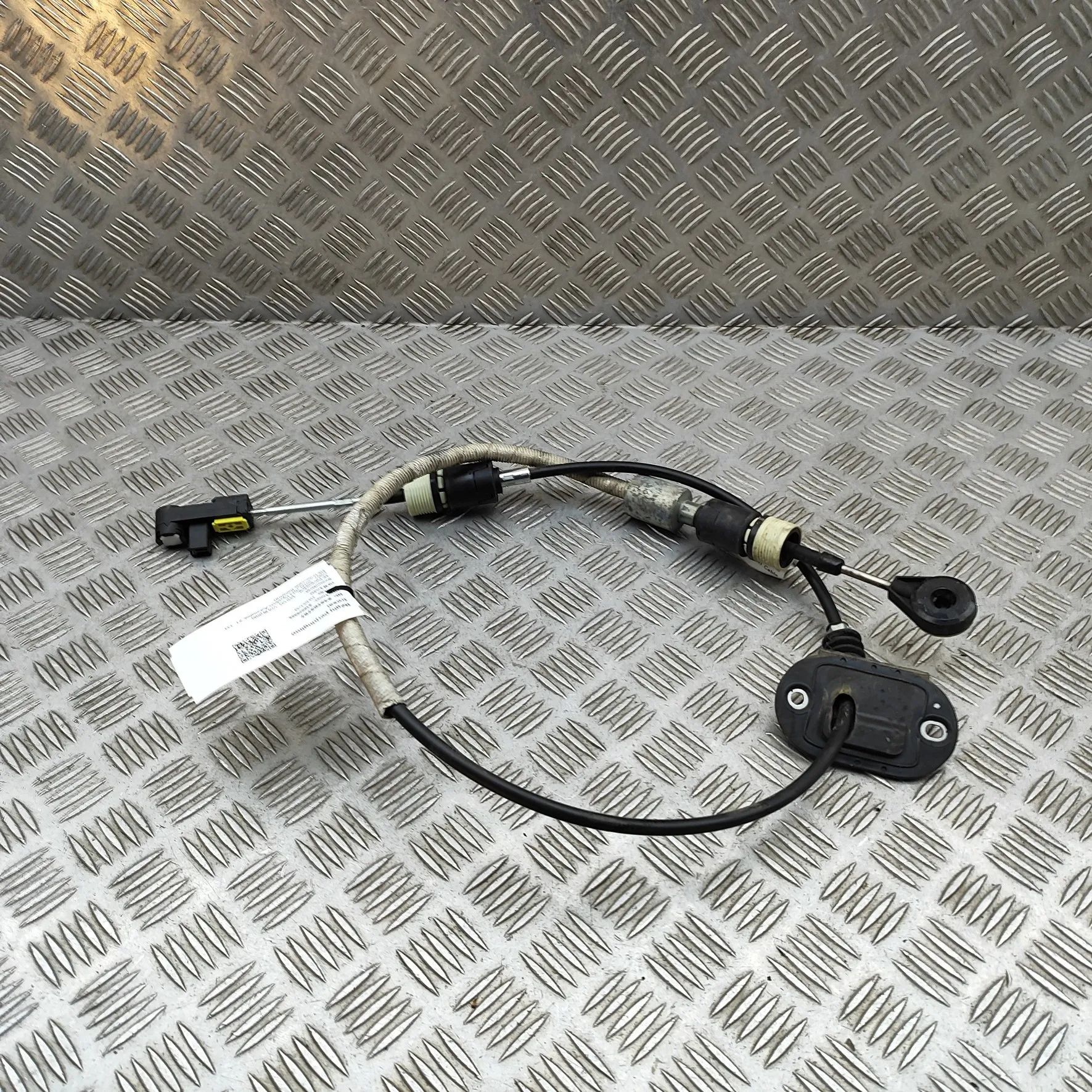 Volvo V70 Gear selector cables Gear selector cables — VOLVO V70 (III BW) (2007...