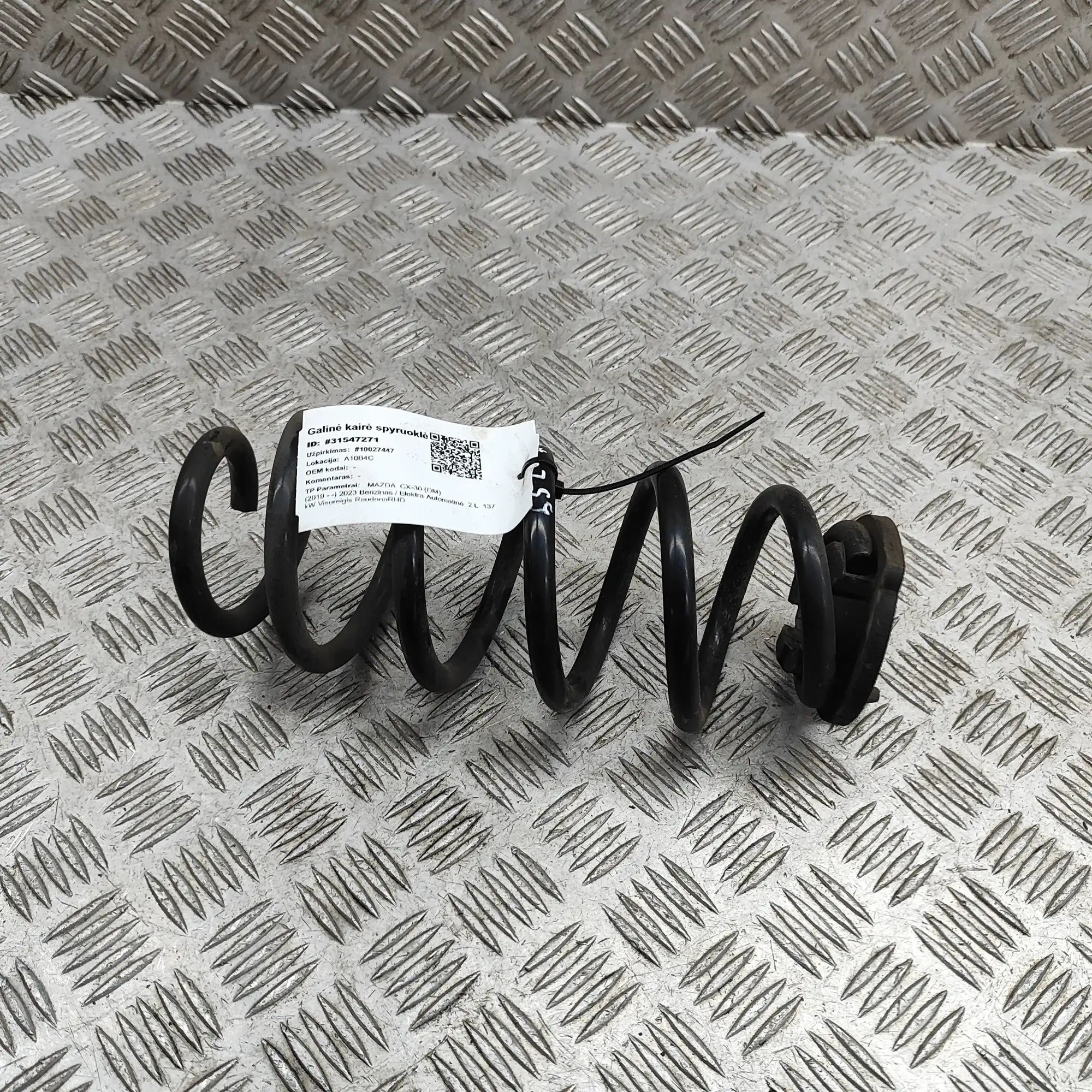 Mazda 3 (BP) Coil spring — rear left Coil spring — rear left — MAZDA CX-3 (0 DM) (20...