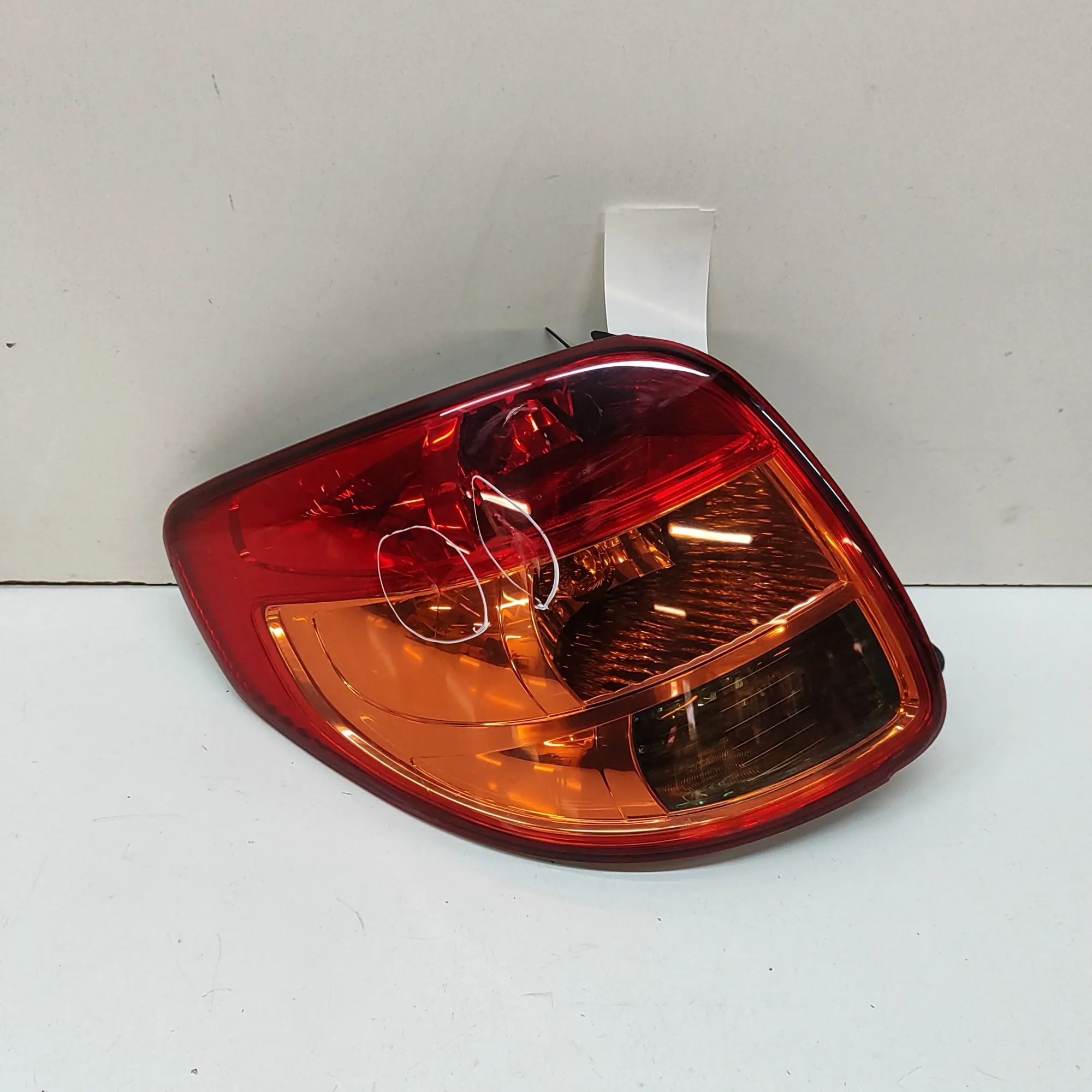 Suzuki SX4 Rear Left Tail Light Rear Left Tail Light — SUZUKI SX4 (EY, GY) (200...