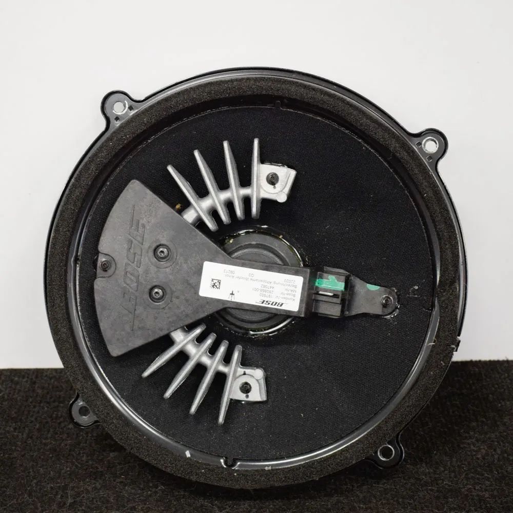 Maserati GranTurismo / GranCabrio Subwoofer Subwoofer — MASERATI GRAN (TURISMO) (2007-...) ...