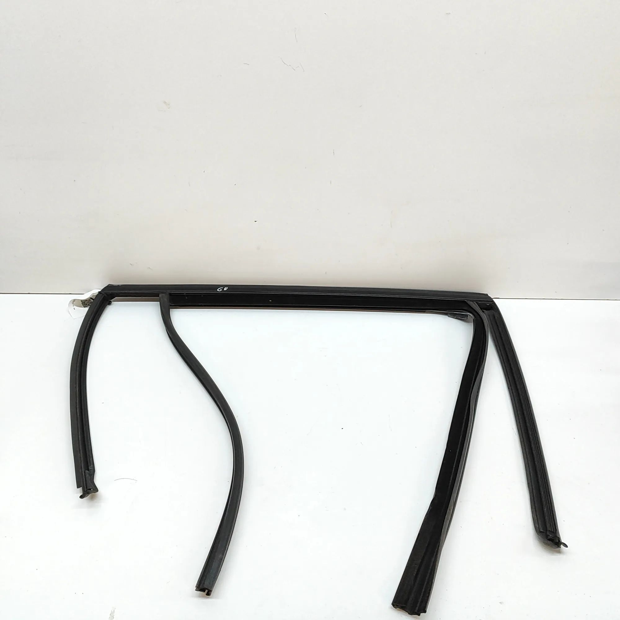 BMW X5 (F15) Upper door trim strip — rear right Upper door trim strip — rear right — BMW X5 (F1...