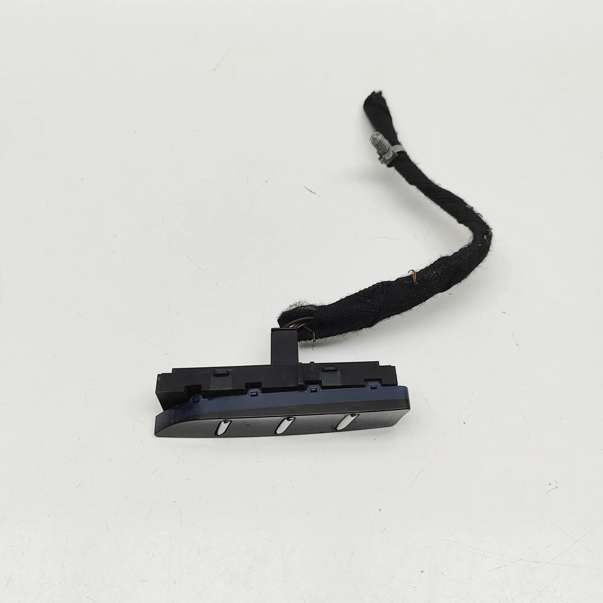 Cadillac Escalade Button Switch Panel Button Switch Panel — CADILLAC ESCALADE (2014-....