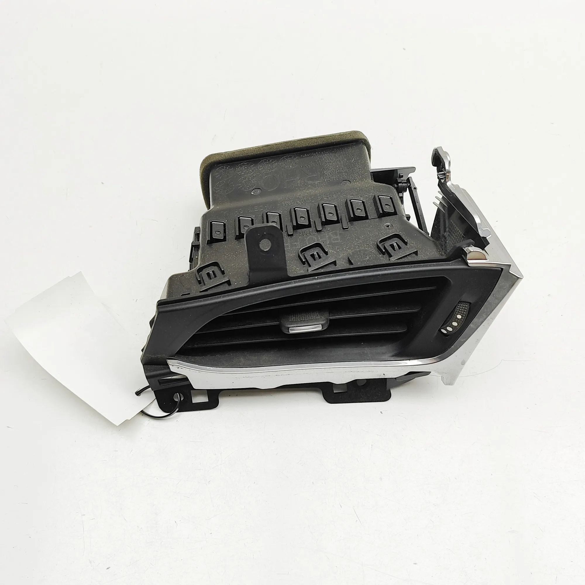 Cadillac Escalade Dashboard Air Vents Dashboard Air Vents — CADILLAC ESCALADE (2014-....
