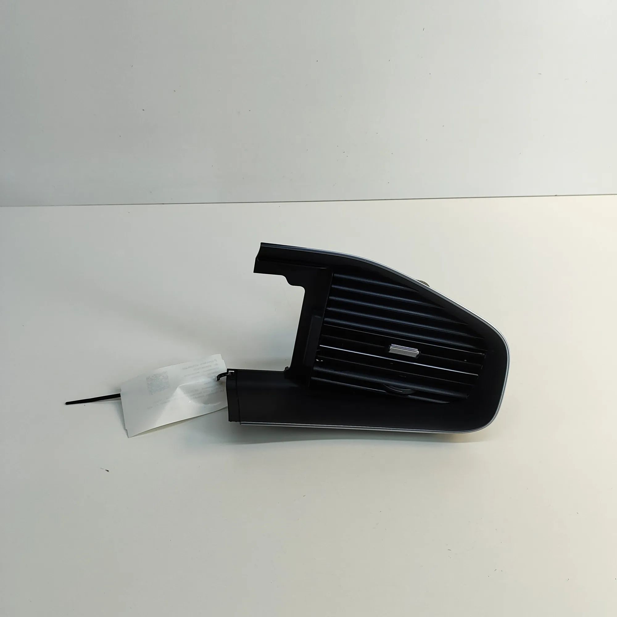 Mercedes-Benz GLS (X167) Dashboard Air Vents Dashboard Air Vents — MERCEDES BENZ GLS (X167) ...