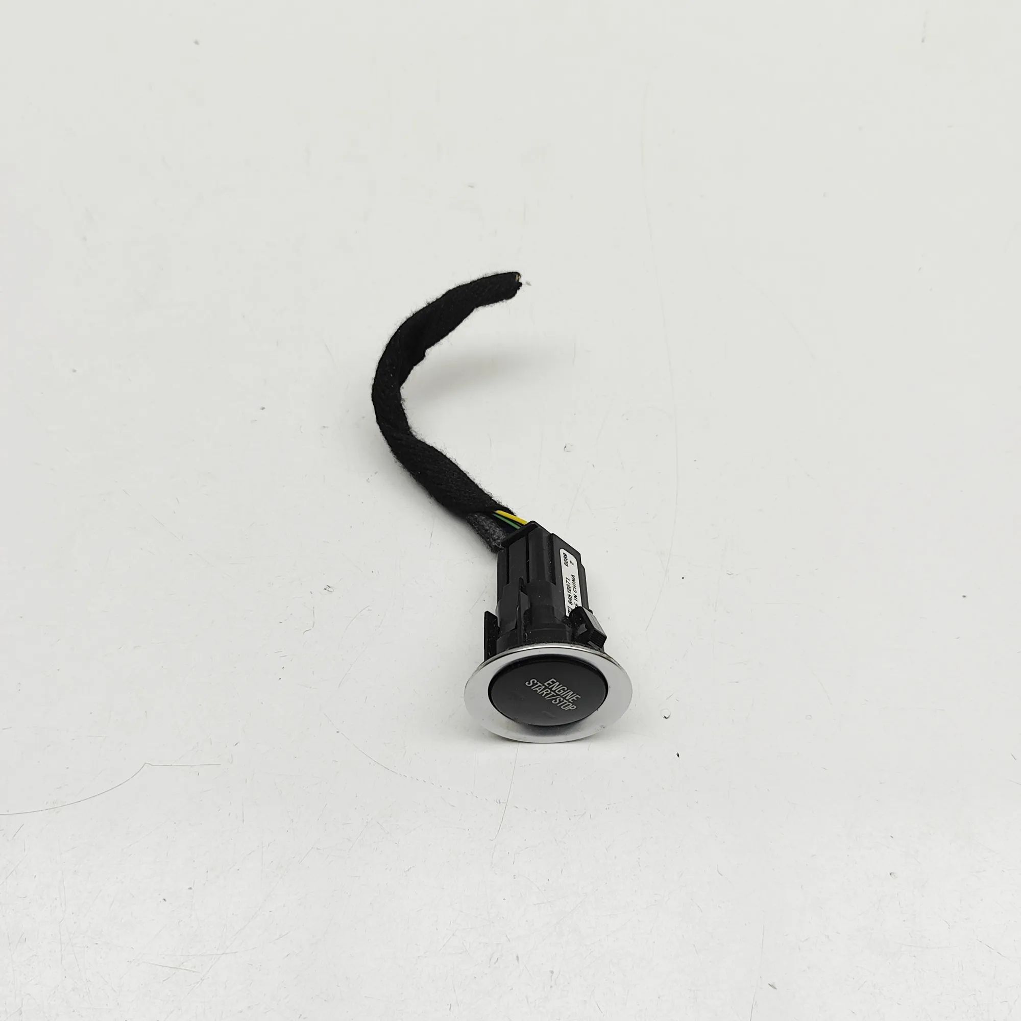 Cadillac Escalade Engine start button Engine start button — CADILLAC ESCALADE (2014-....
