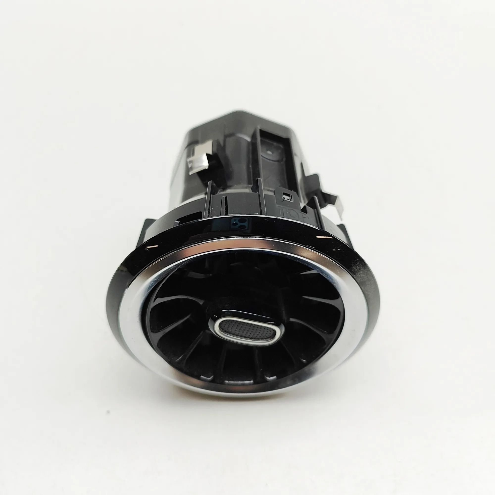 Mercedes-Benz GLA (X156) Dashboard Air Vents Dashboard Air Vents — MERCEDES BENZ GLA (H247) ...