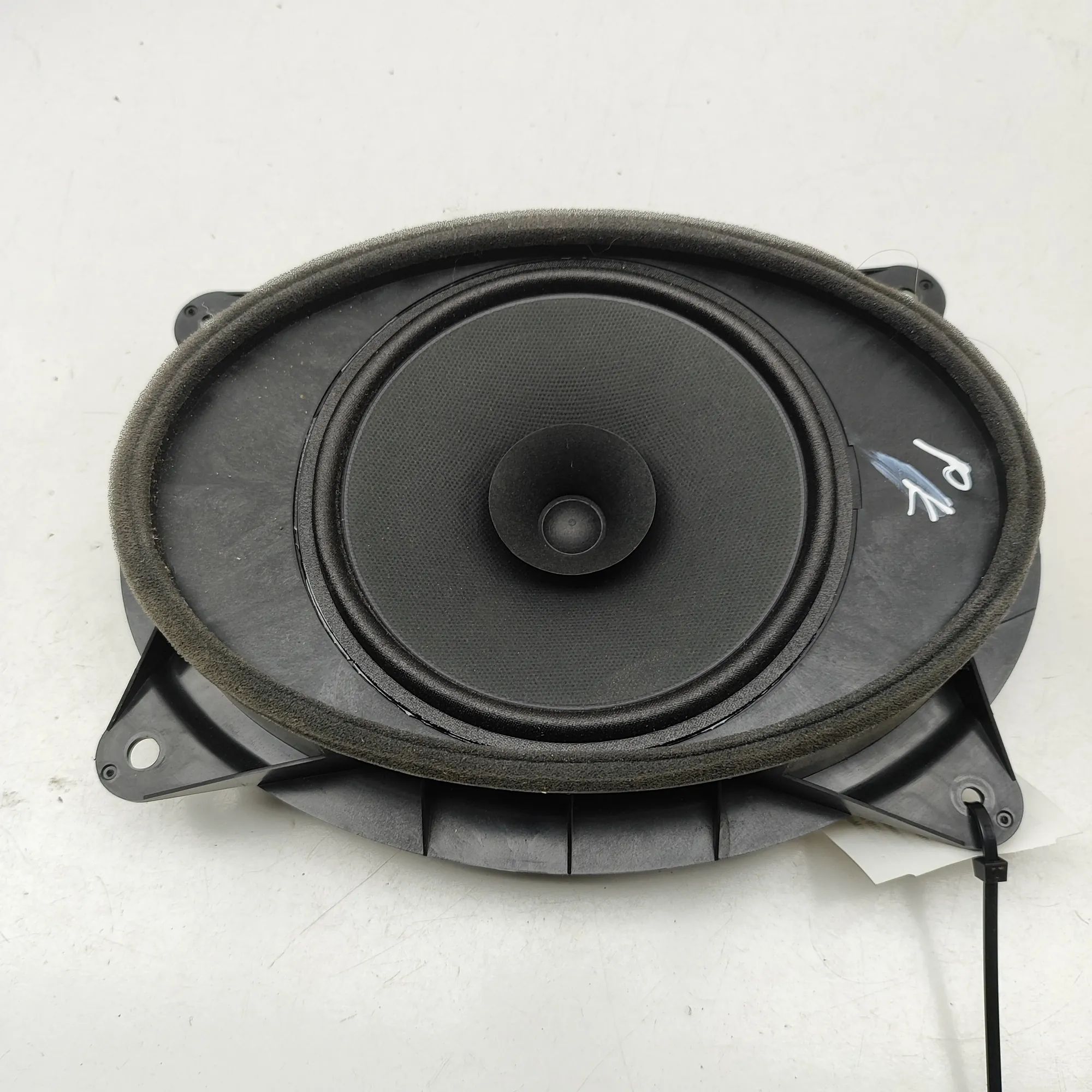 Subaru Forester Front Left Door Speaker Front Left Door Speaker — SUBARU FORESTER (V SK...