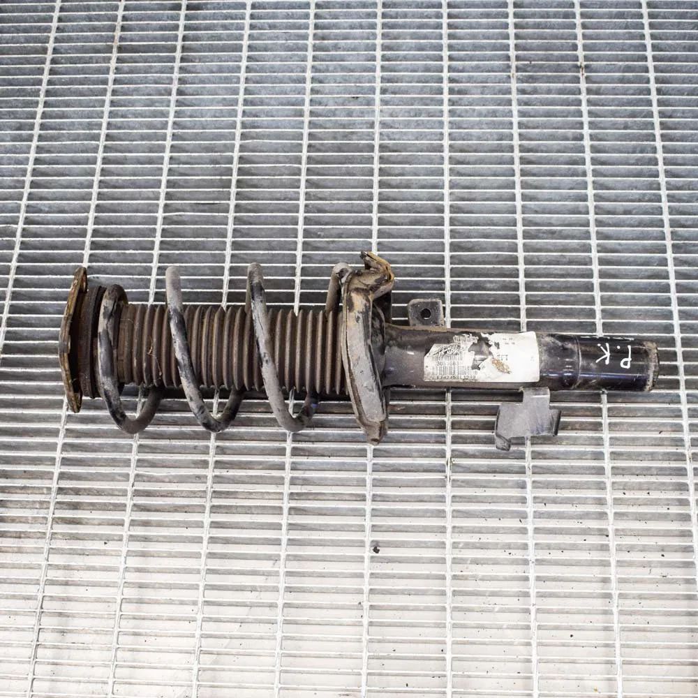 Volvo V40 Shock absorber — front left Shock absorber — front left — VOLVO V40 (Hatchb...