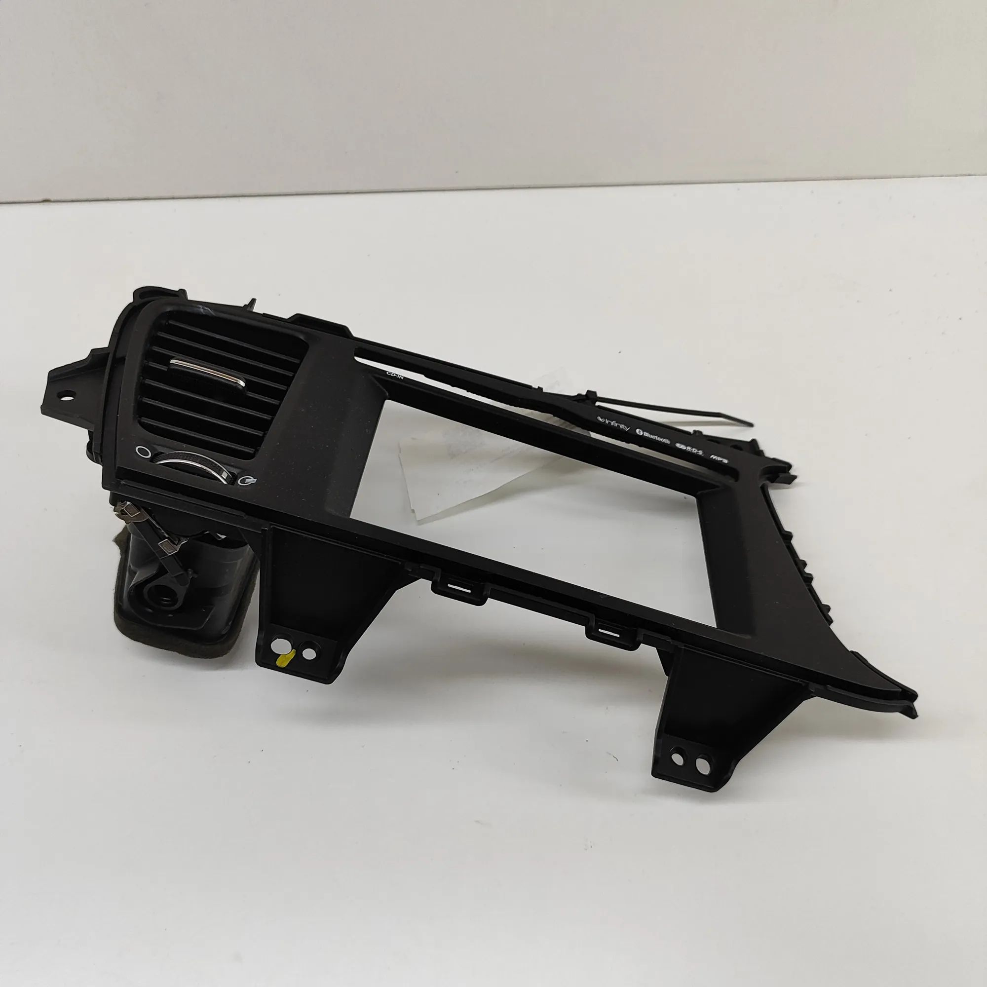 Kia Optima (TF) Dashboard Air Vents