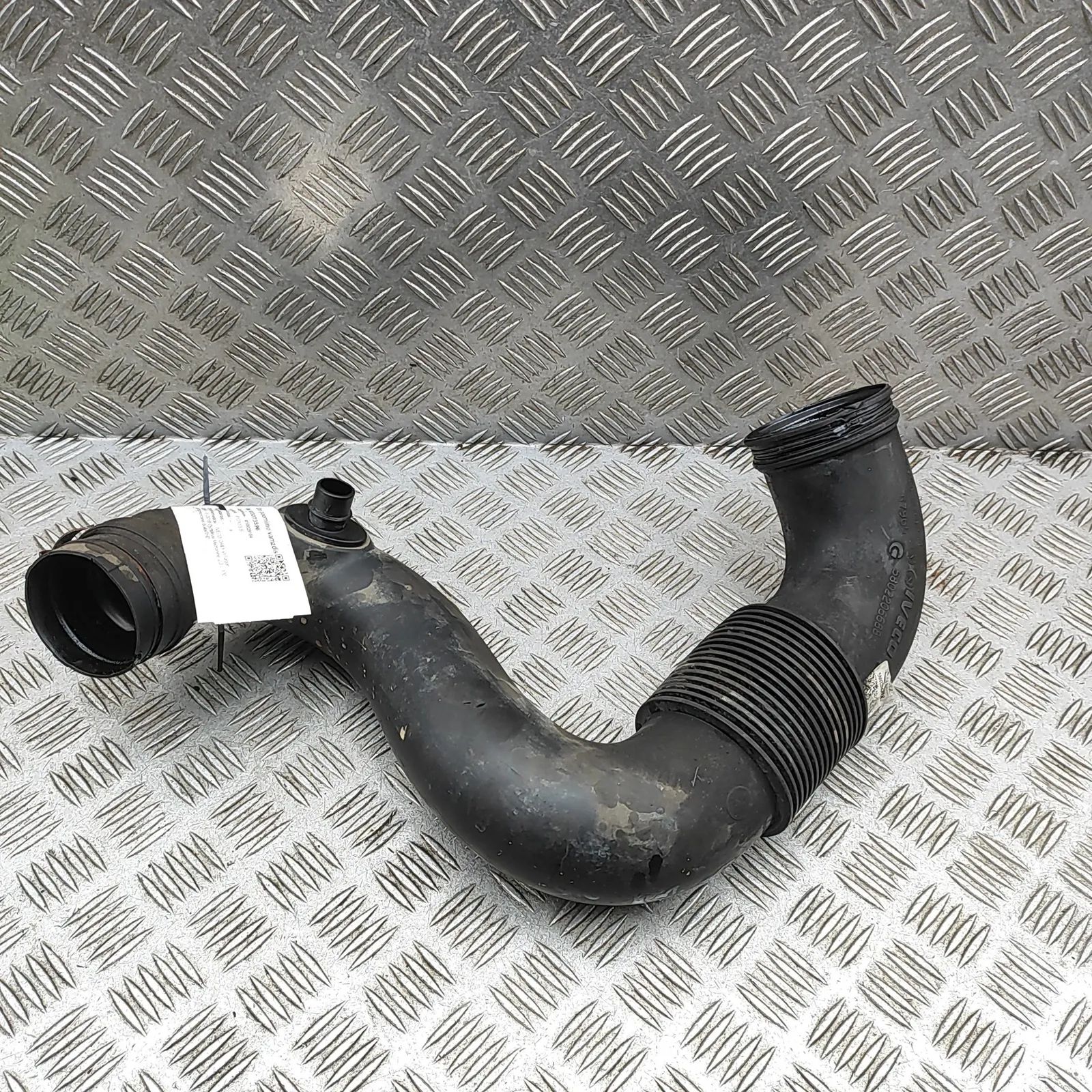 Iveco Daily Air Intake Tube Air Intake Tube — IVECO DAILY (VI Van) (2014-.....