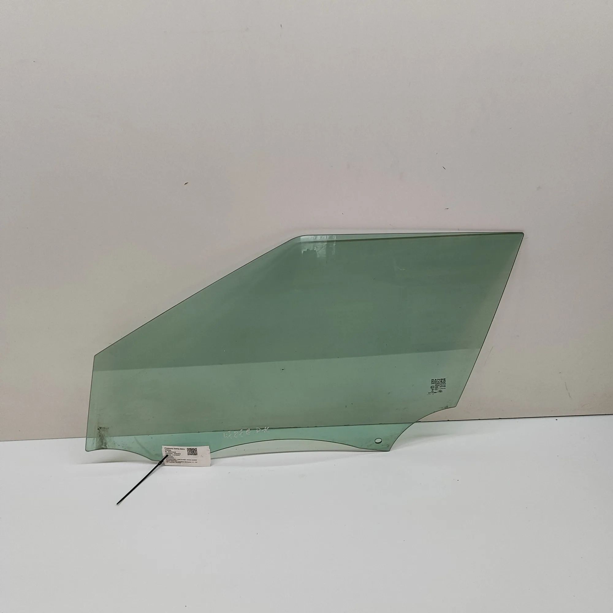 Land Rover Range Rover Evoque Front Left Door Window Front Left Door Window — LAND ROVER RANGE ROVER...