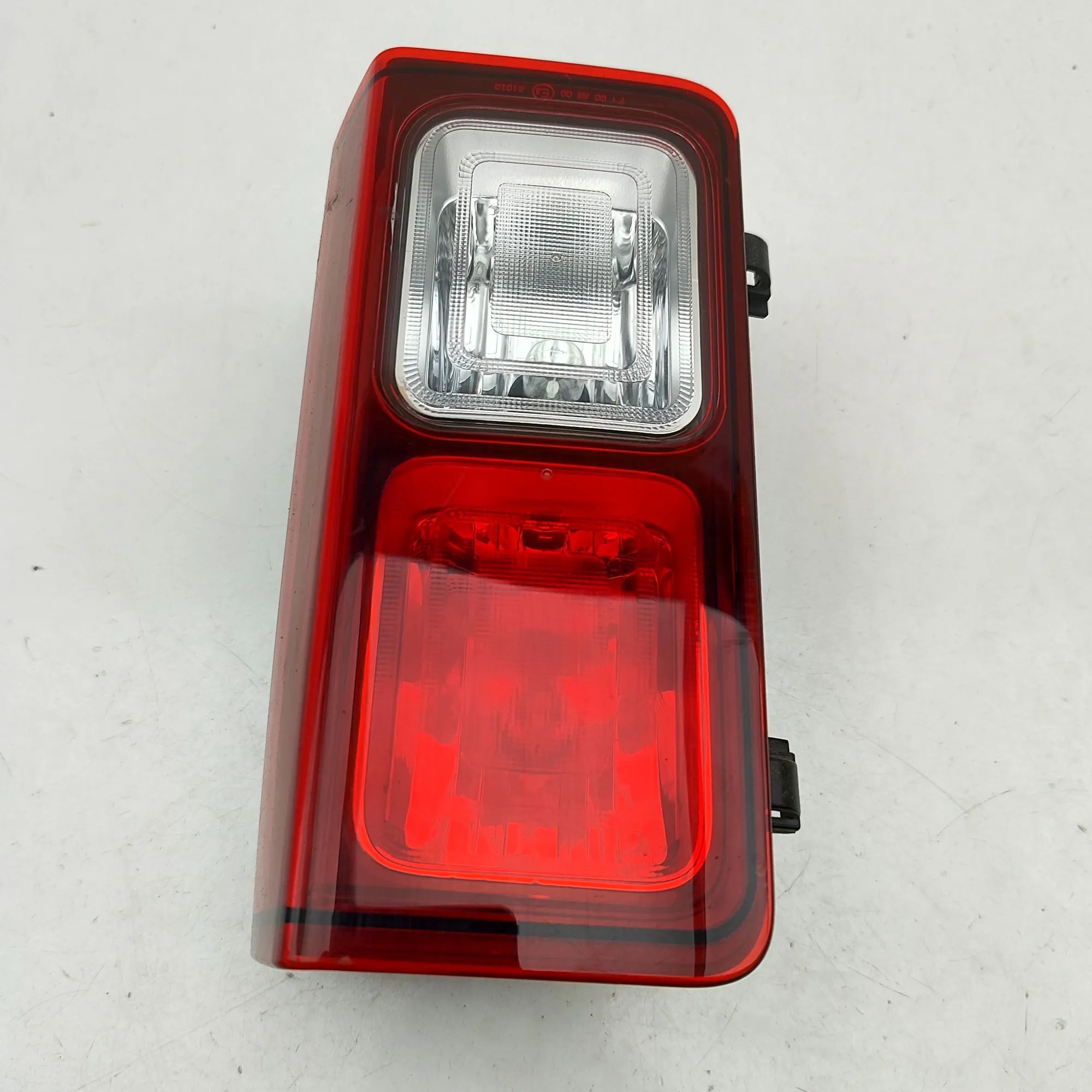 Opel Vivaro (B) Rear Left Fog Light Rear Left Fog Light — OPEL VIVARO (Van) (2014-....
