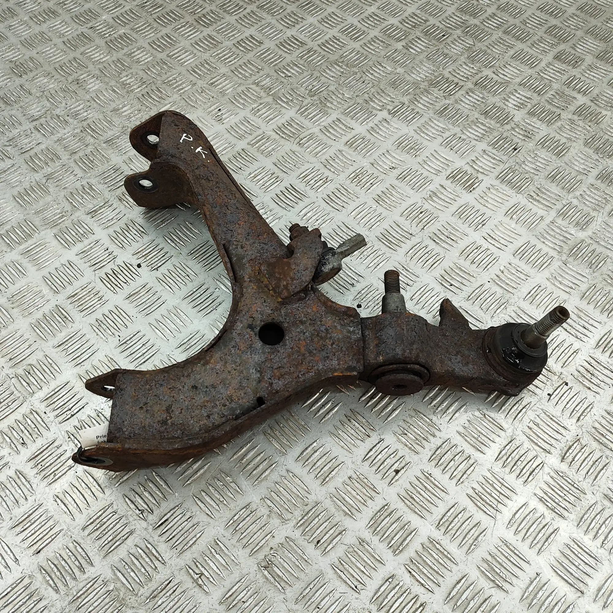 Chevrolet TrailBlazer Front Left Lower Control Arm Front Left Lower Control Arm — CHEVROLET TRAILB...
