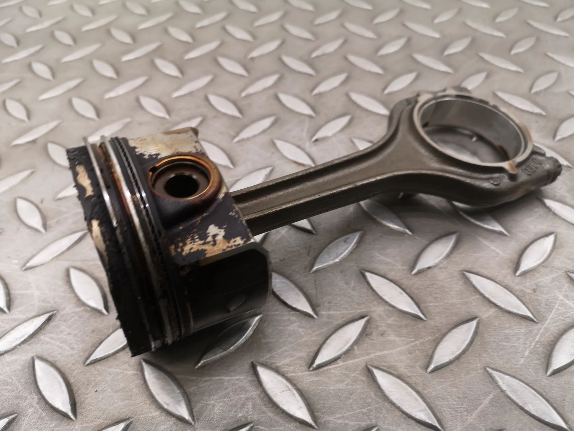 Audi A1 (8X) Piston Piston — AUDI A1 (Sportback 8XA, 8XF) (2011-201...