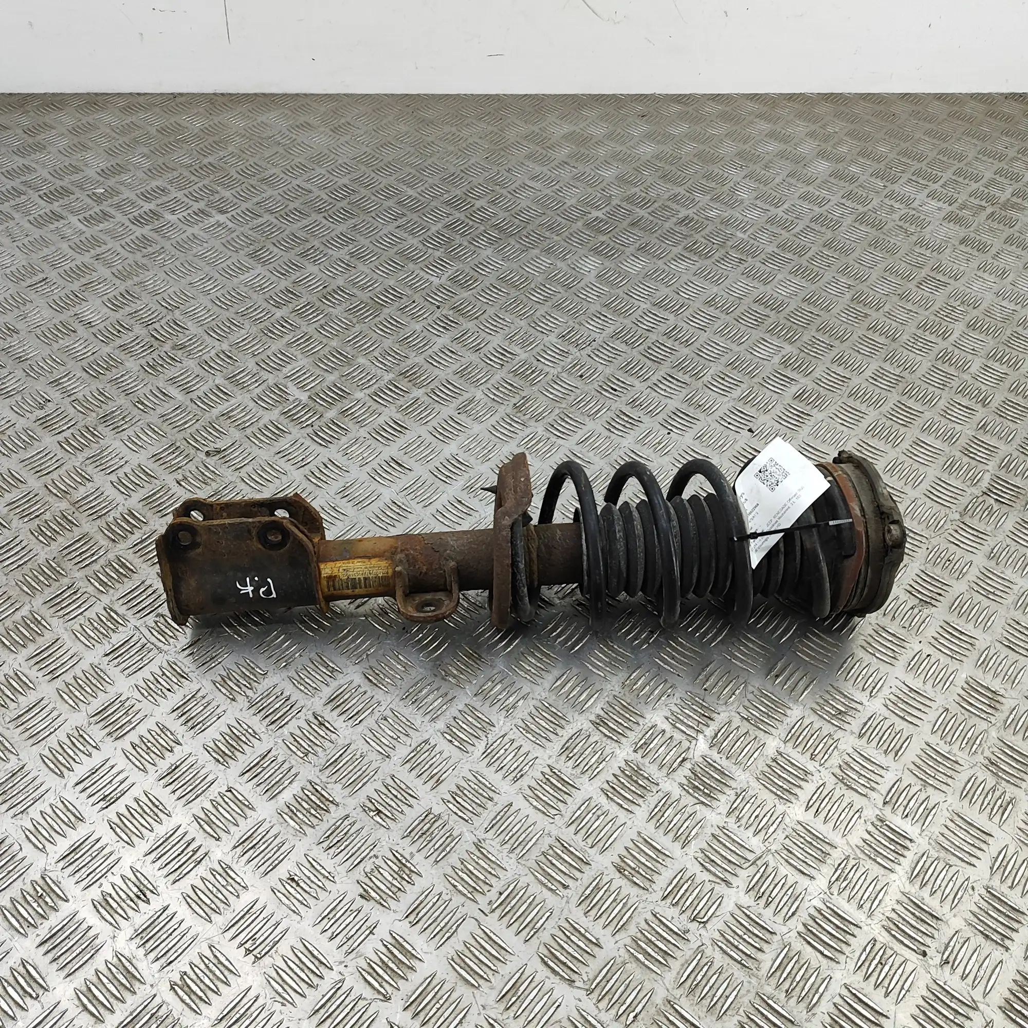 Jeep Renegade Shock absorber — front left Shock absorber — front left — JEEP RENEGADE (Of...