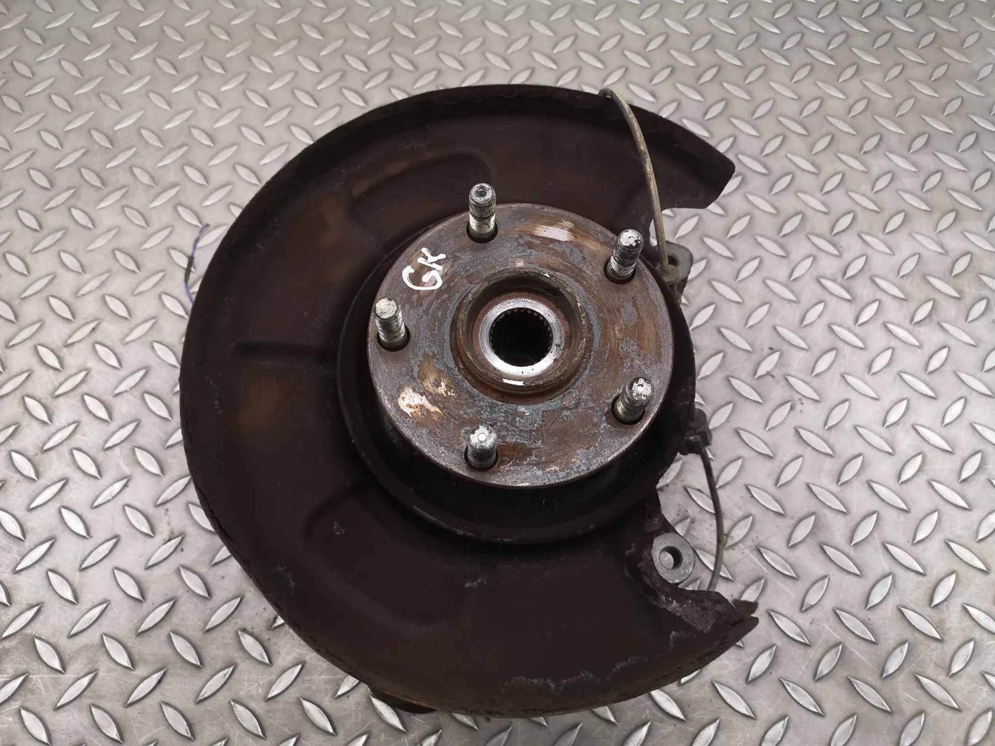 Subaru Outback Rear Left Wheel Hub Spindle Rear Left Wheel Hub Spindle — SUBARU OUTBACK (B...