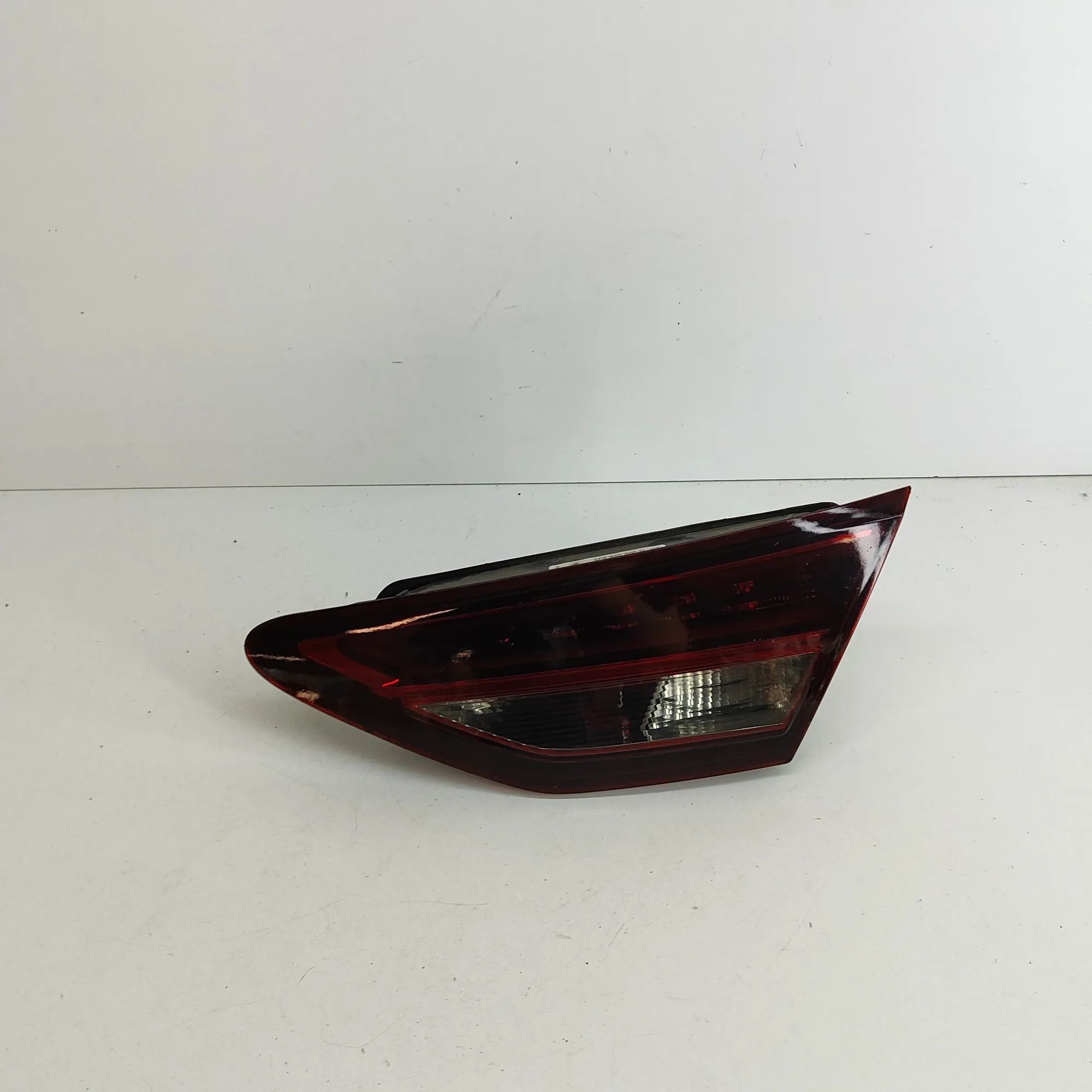 Seat Leon Right Side Tailgate Tail Light Right Side Tailgate Tail Light — SEAT LEON (5F1...
