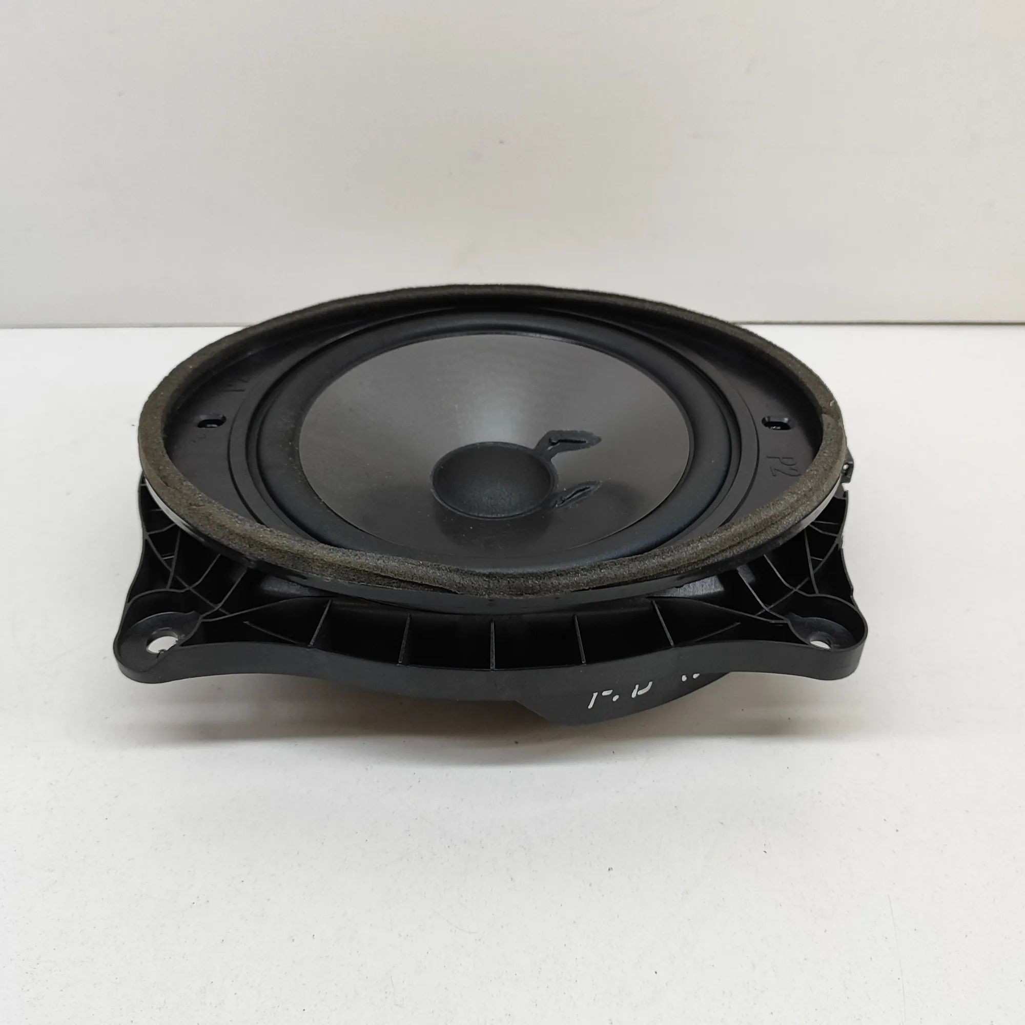 Lexus GS Front Right Door Speaker Front Right Door Speaker — LEXUS GS (_L1_) (201...