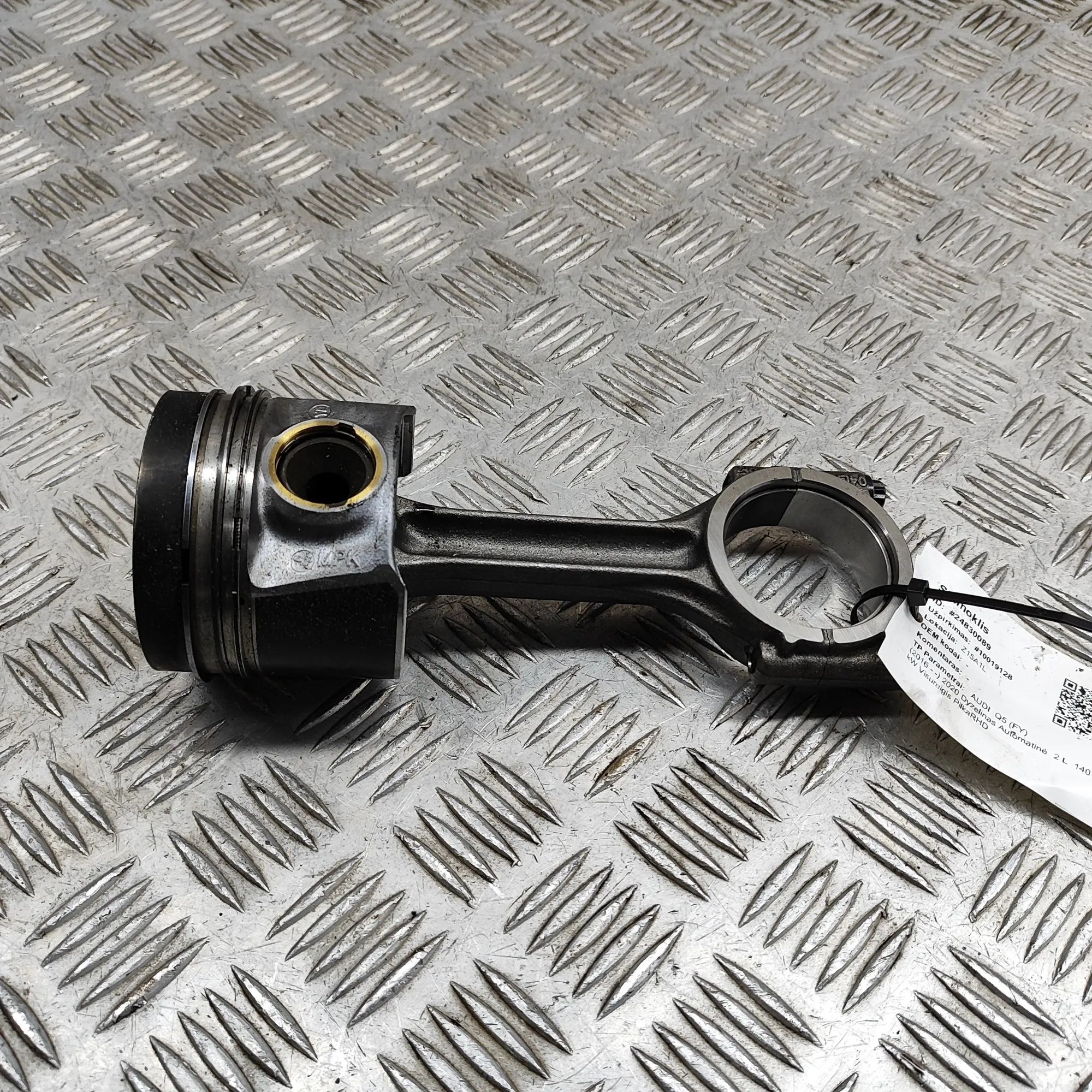 Audi Q5 (FY) Piston Piston — AUDI Q5 (FY) (2016-...) — 04L107065AQ,...
