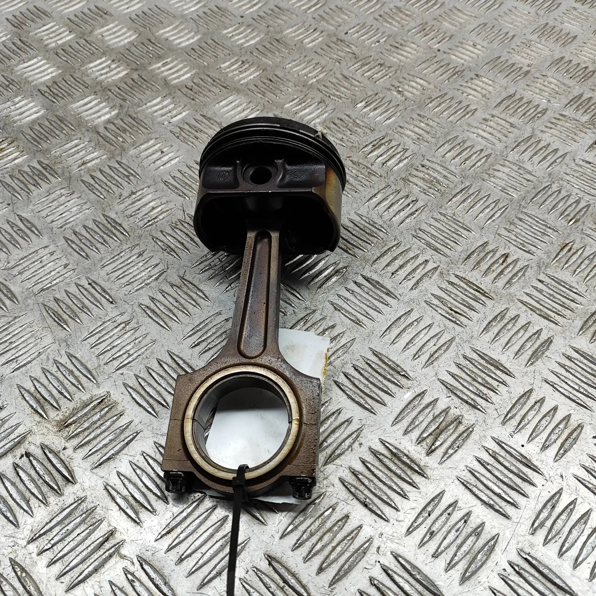 Land Rover Range Rover Piston Piston — LAND ROVER RANGE ROVER (III L322) (200...