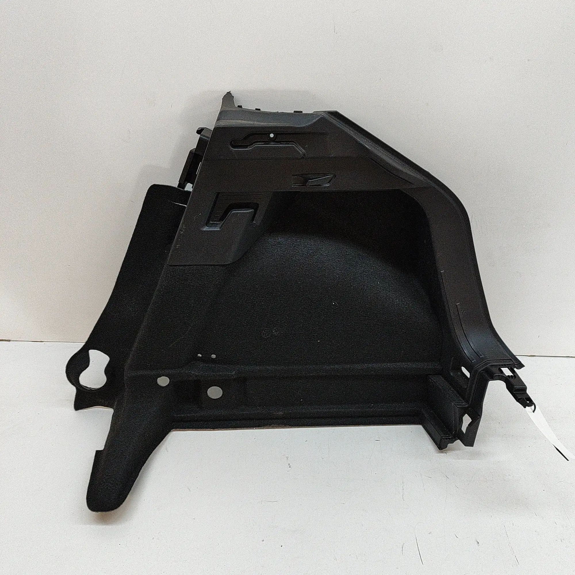 Audi A1 (GB) Right Side Trunk Trim Right Side Trunk Trim — AUDI A1 (Sportback GBA)...