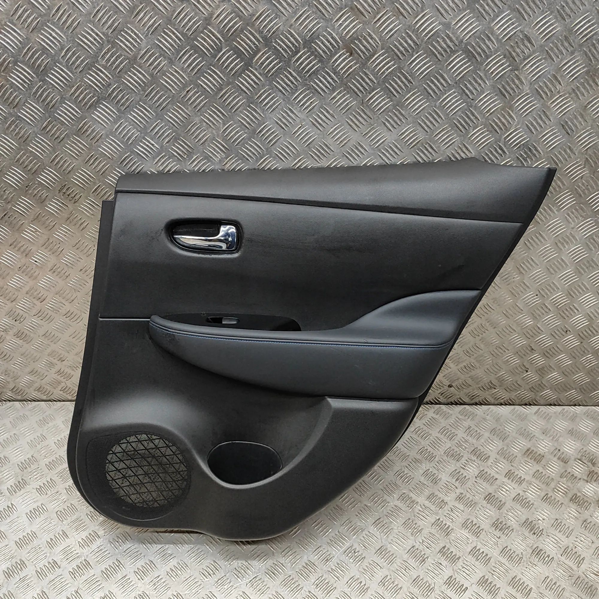 Nissan Leaf Rear Right Door Panel Rear Right Door Panel — NISSAN LEAF (ZE1) (2017...