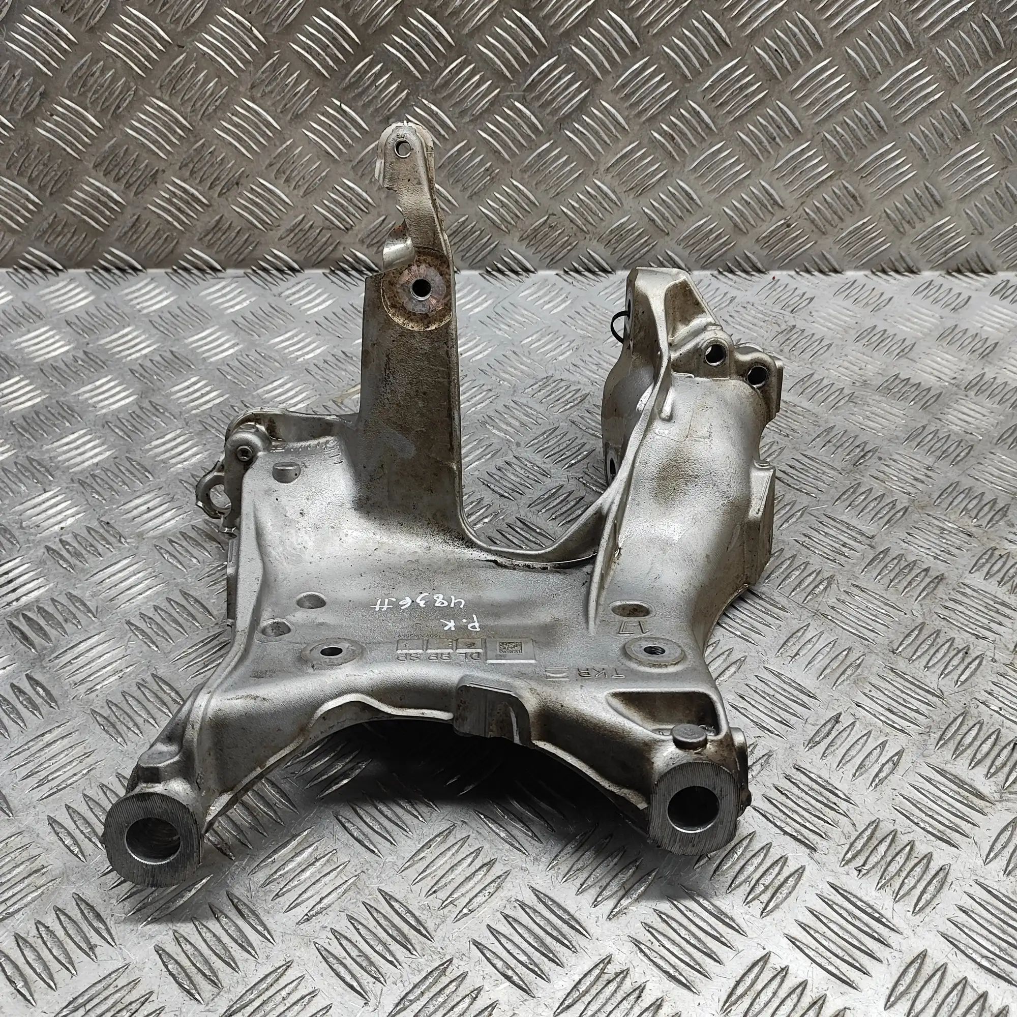 Audi Q5 (FY) Left Side Subframe Bracket Left Side Subframe Bracket — AUDI Q5 (FY) (2016...
