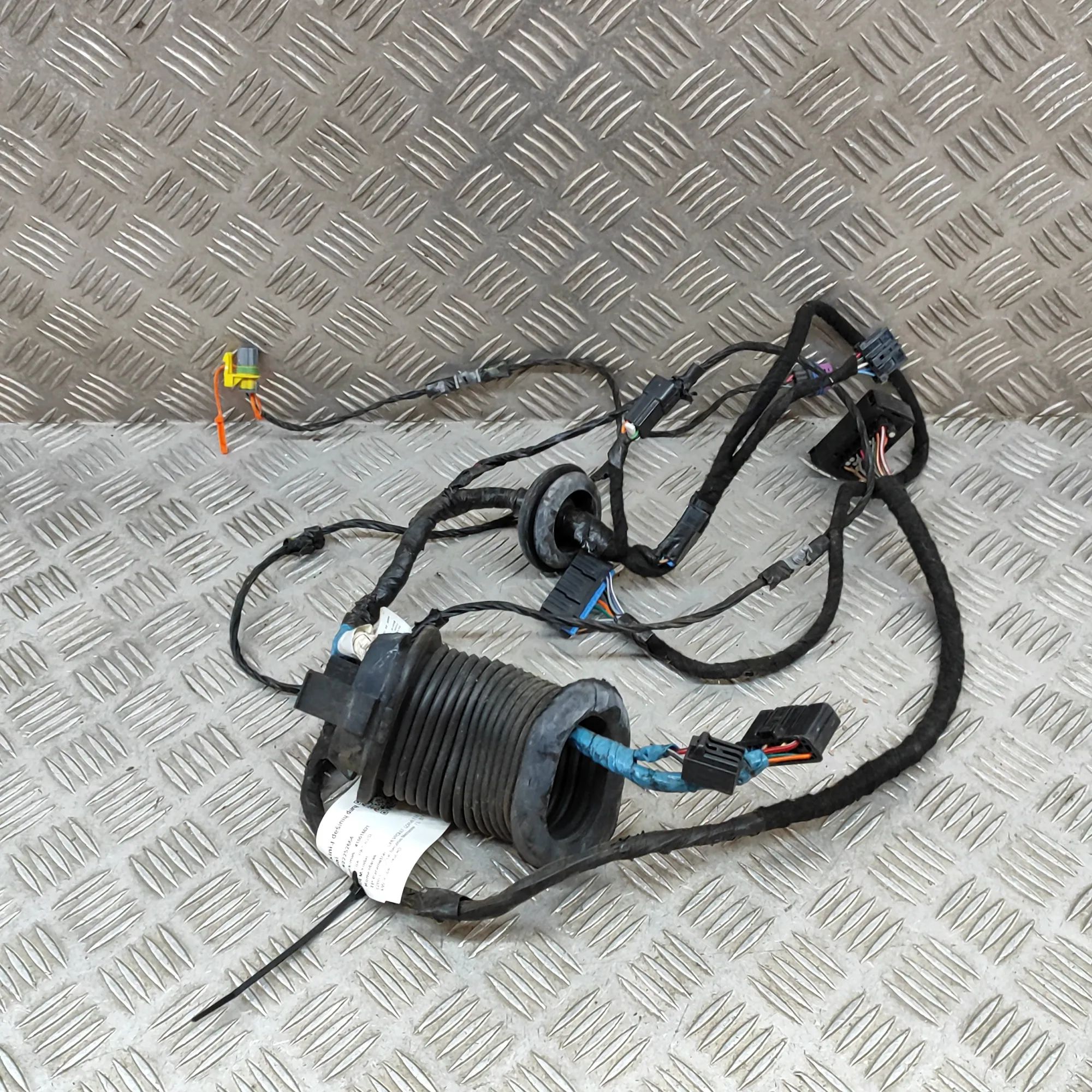 Chevrolet Corvette (C6) Door wiring — front right Door wiring — front right — CHEVROLET CORVETTE ...