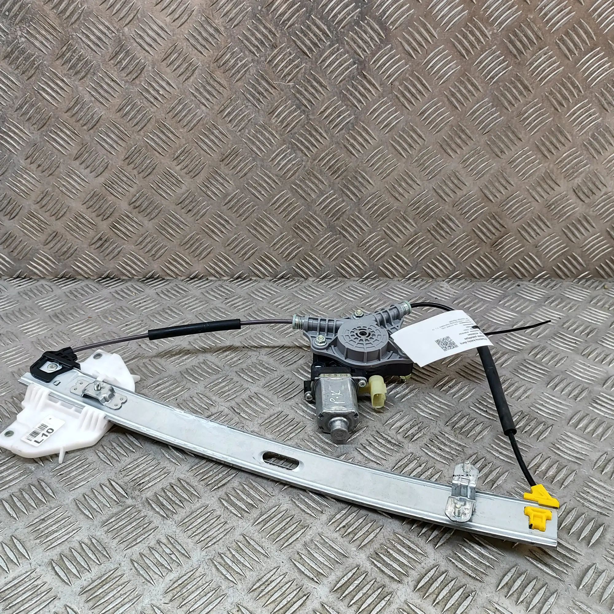 Kia Stonic Front Left Door Window Regulator Front Left Door Window Regulator — KIA STONIC (...