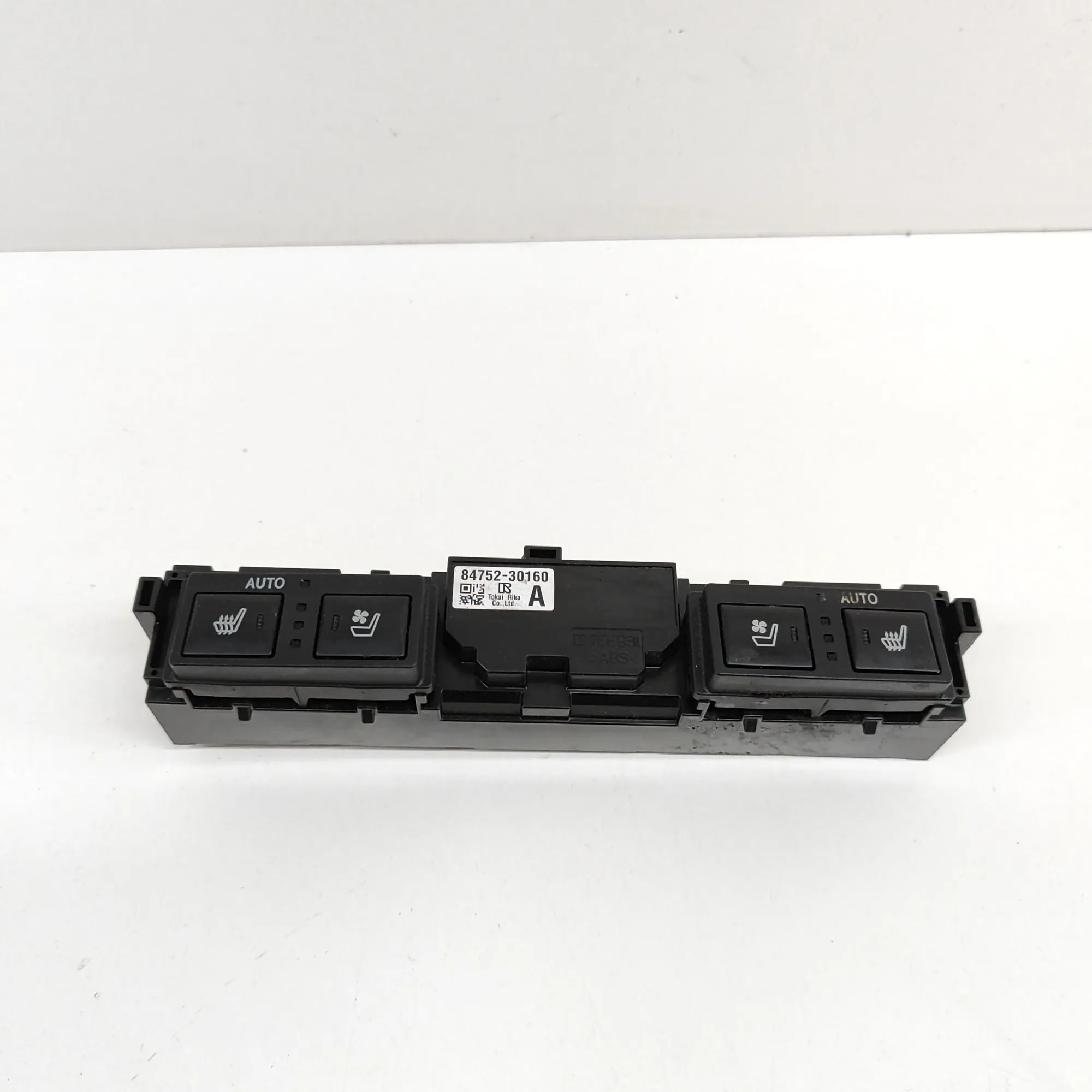 Lexus GS Button Switch Panel Button Switch Panel — LEXUS GS (_L1_) (2011-......