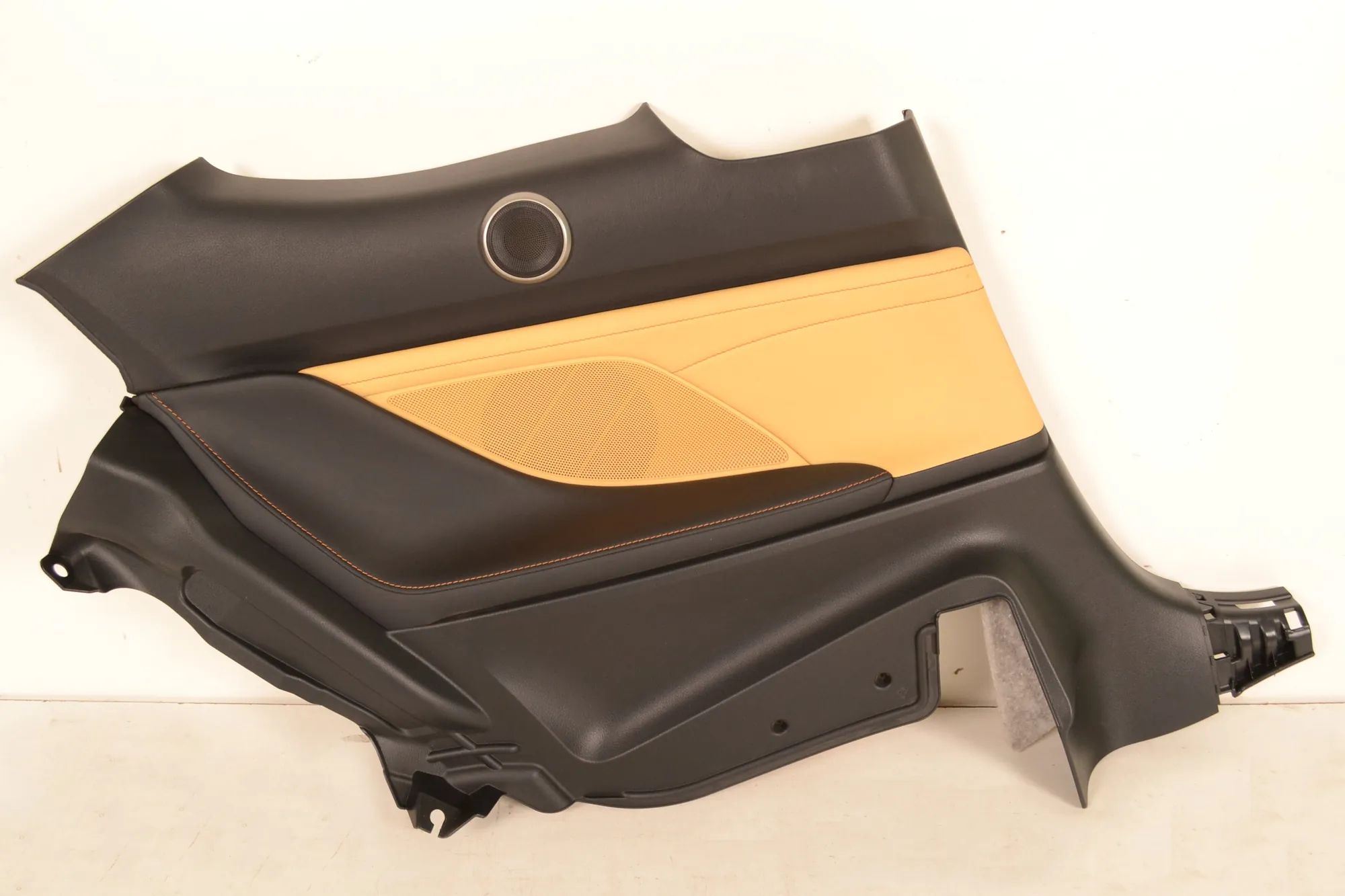 Lexus RC Rear Left Door Panel Rear Left Door Panel — LEXUS RC (_C1_) (2014-.....