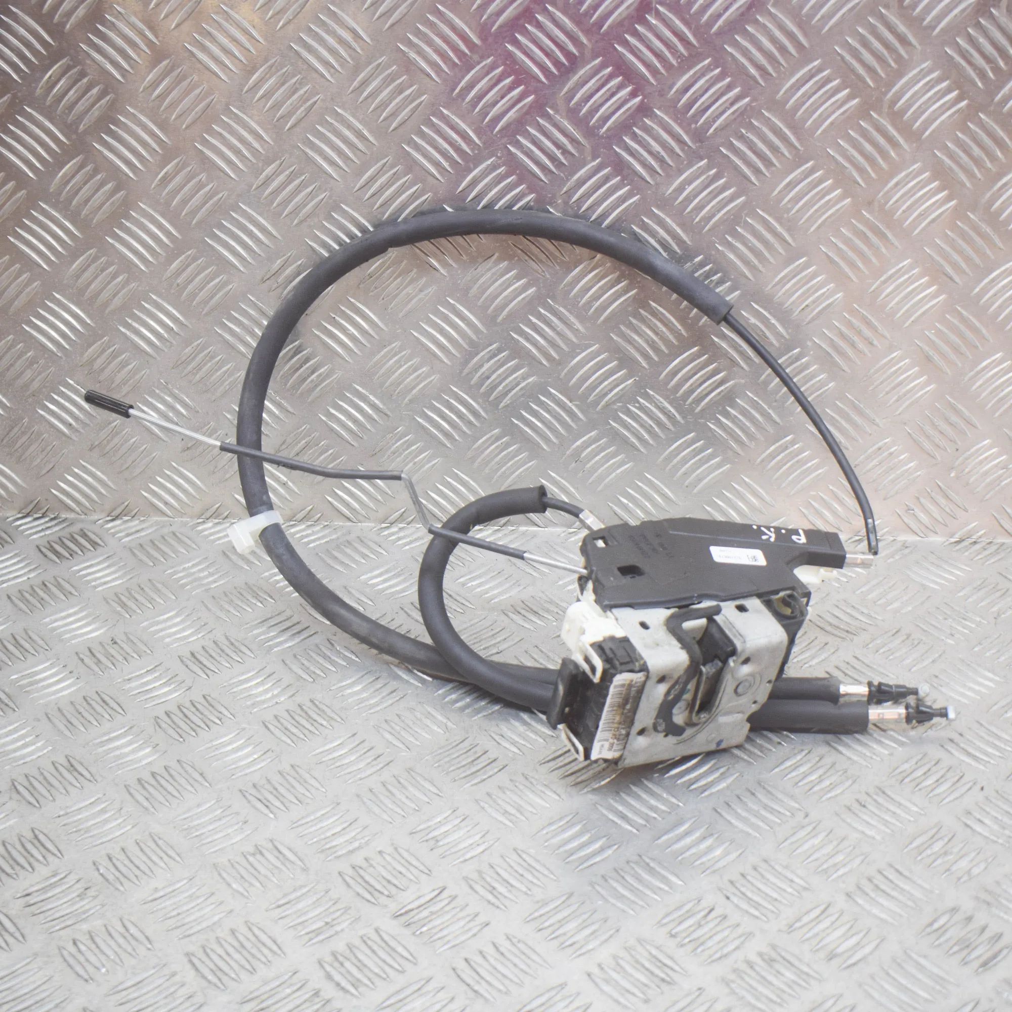 Maserati Quattroporte Door lock — front left Door lock — front left — MASERATI QUATTROPORTE ...