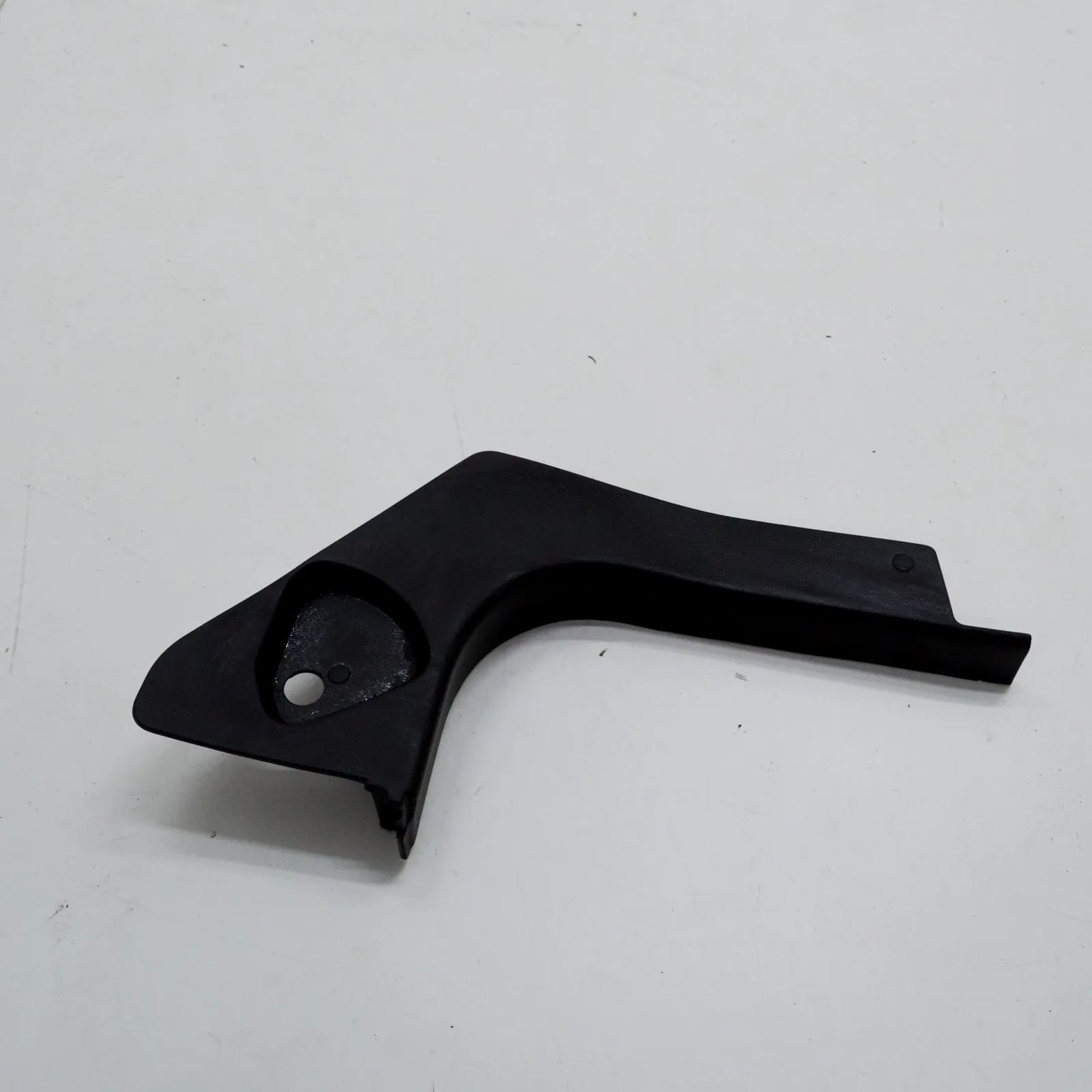 Maserati Quattroporte Interior sill trim — front left Interior sill trim — front left — MASERATI QUAT...