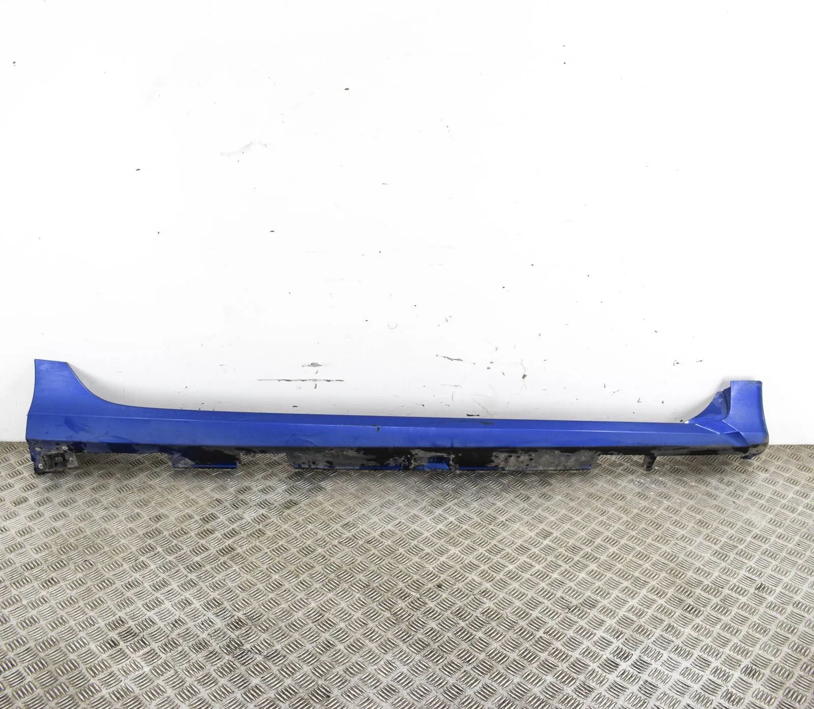 Honda Civic Right Side Plastic Sideskirt Cover Right Side Plastic Sideskirt Cover — HONDA CIVI...