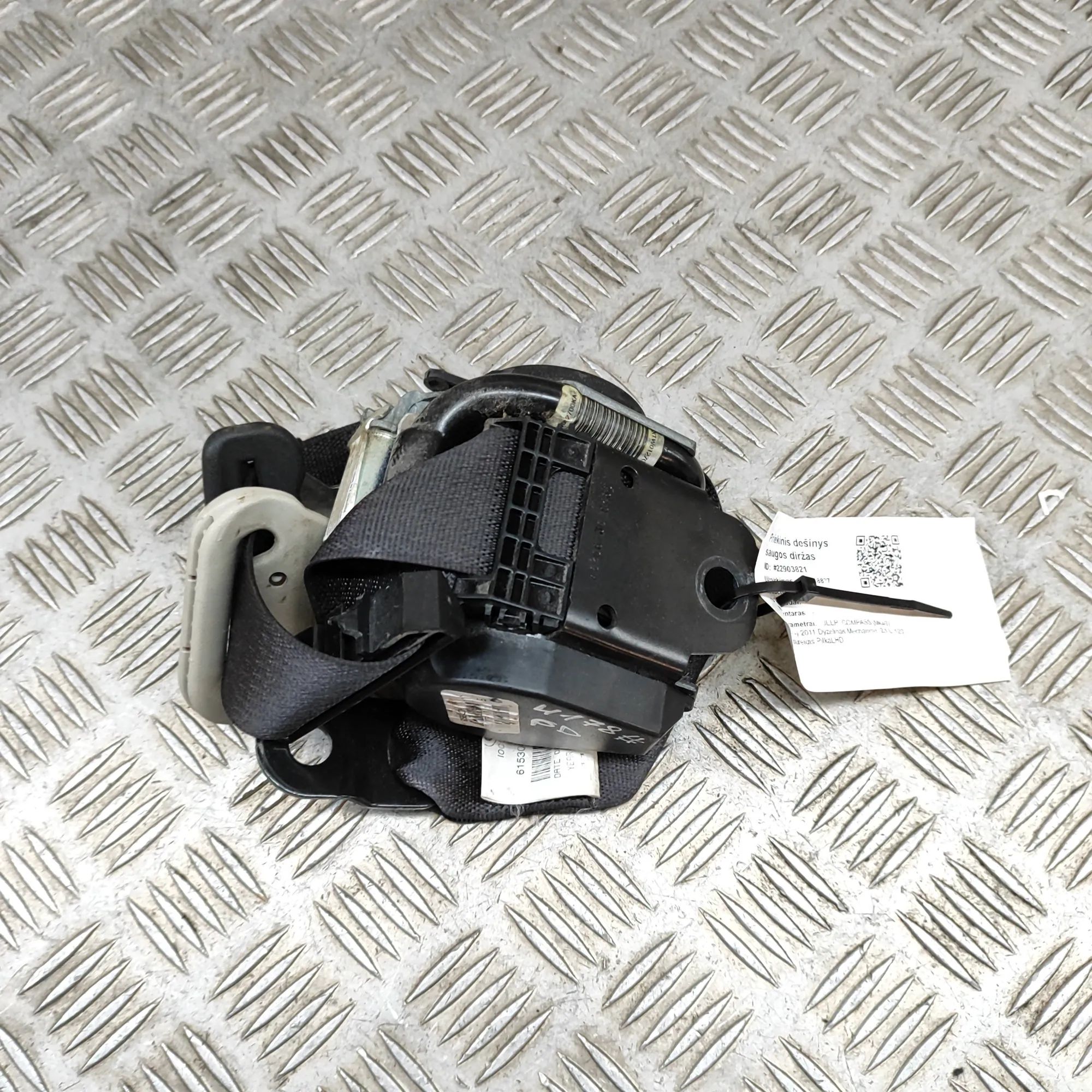 Jeep Compass Front Right Seatbelt Front Right Seatbelt — JEEP COMPASS (MK49) (200...