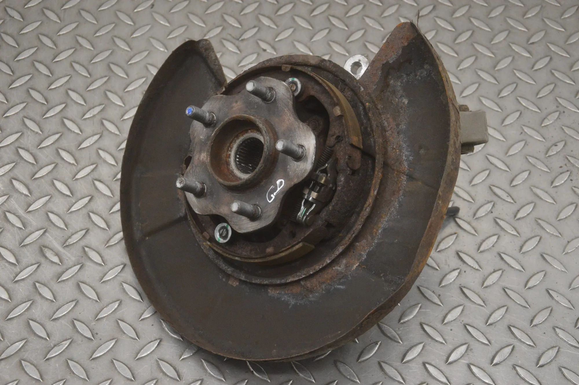 Infiniti FX / QX70 (S51) Rear Right Wheel Hub Rear Right Wheel Hub — INFINITI FX (2008-...)

...