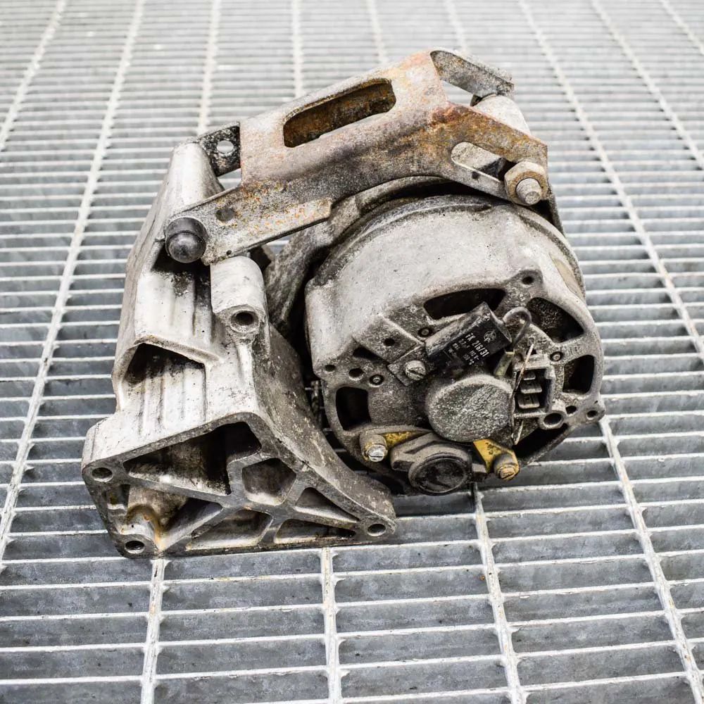 Mercedes-Benz 200 - 300 (W123) Alternator Alternator — MERCEDES BENZ S-CLASS (W116) (1972...