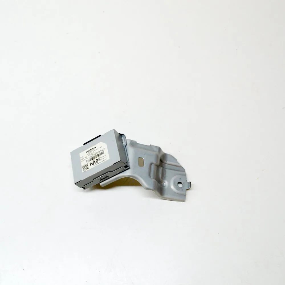 Honda Odyssey DAB Tuner Control Unit DAB Tuner Control Unit — HONDA ODYSSEY (RL6) (2...