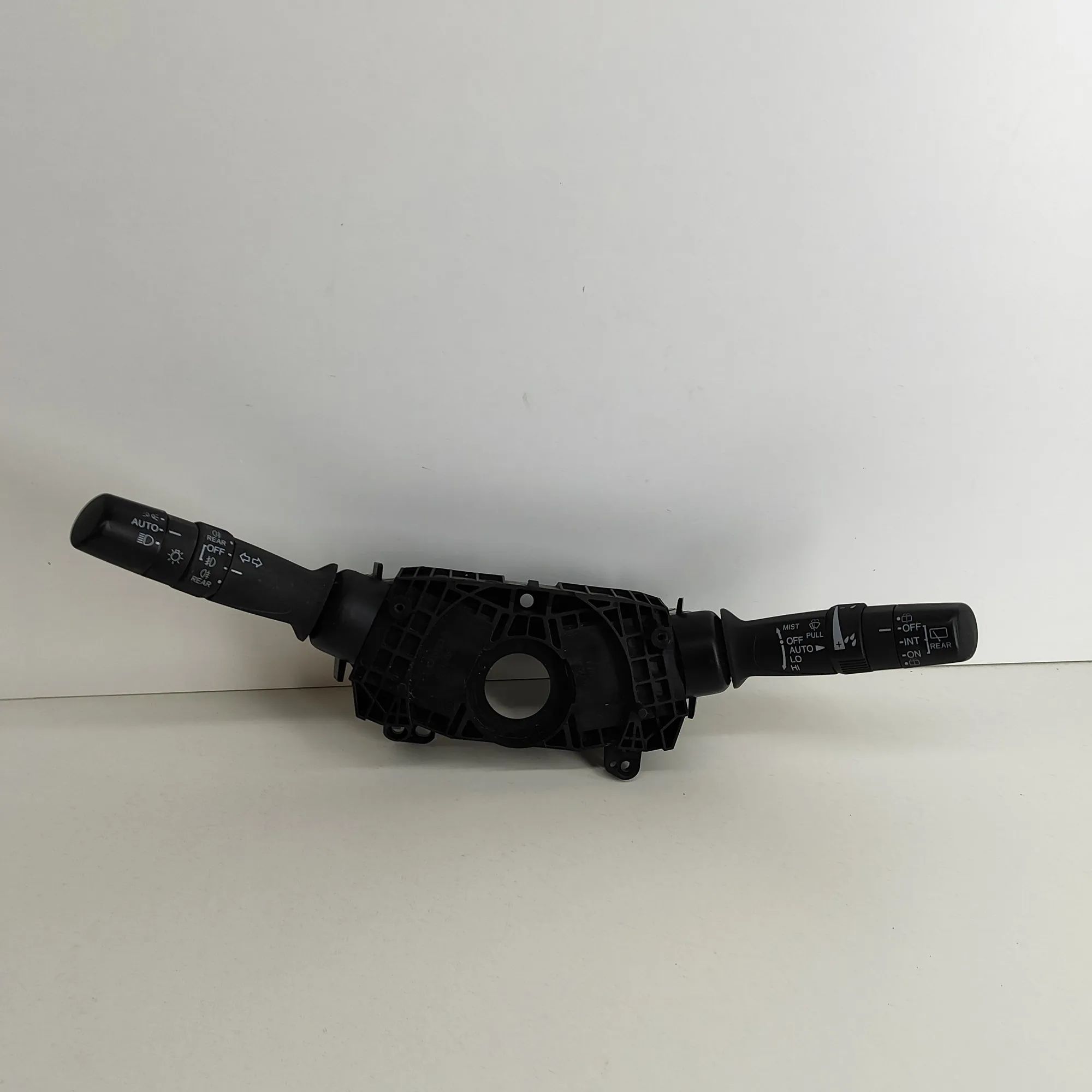 Honda CR-V Indicator Wiper Stalk Switch Indicator Wiper Stalk Switch — HONDA CR-V (IV R...