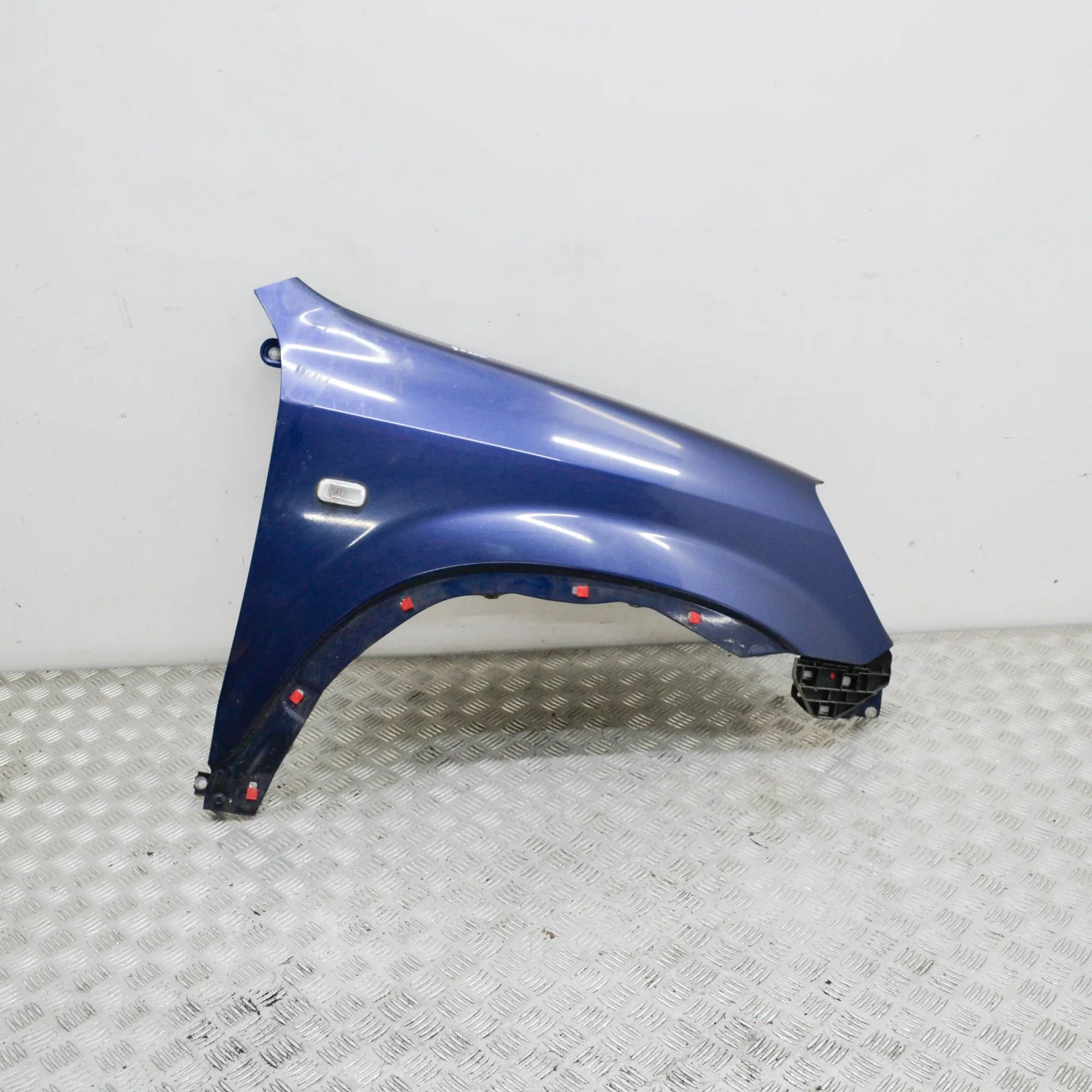 Honda CR-V Front Right Fender Front Right Fender — HONDA CR-V II (RD) (2001-2...