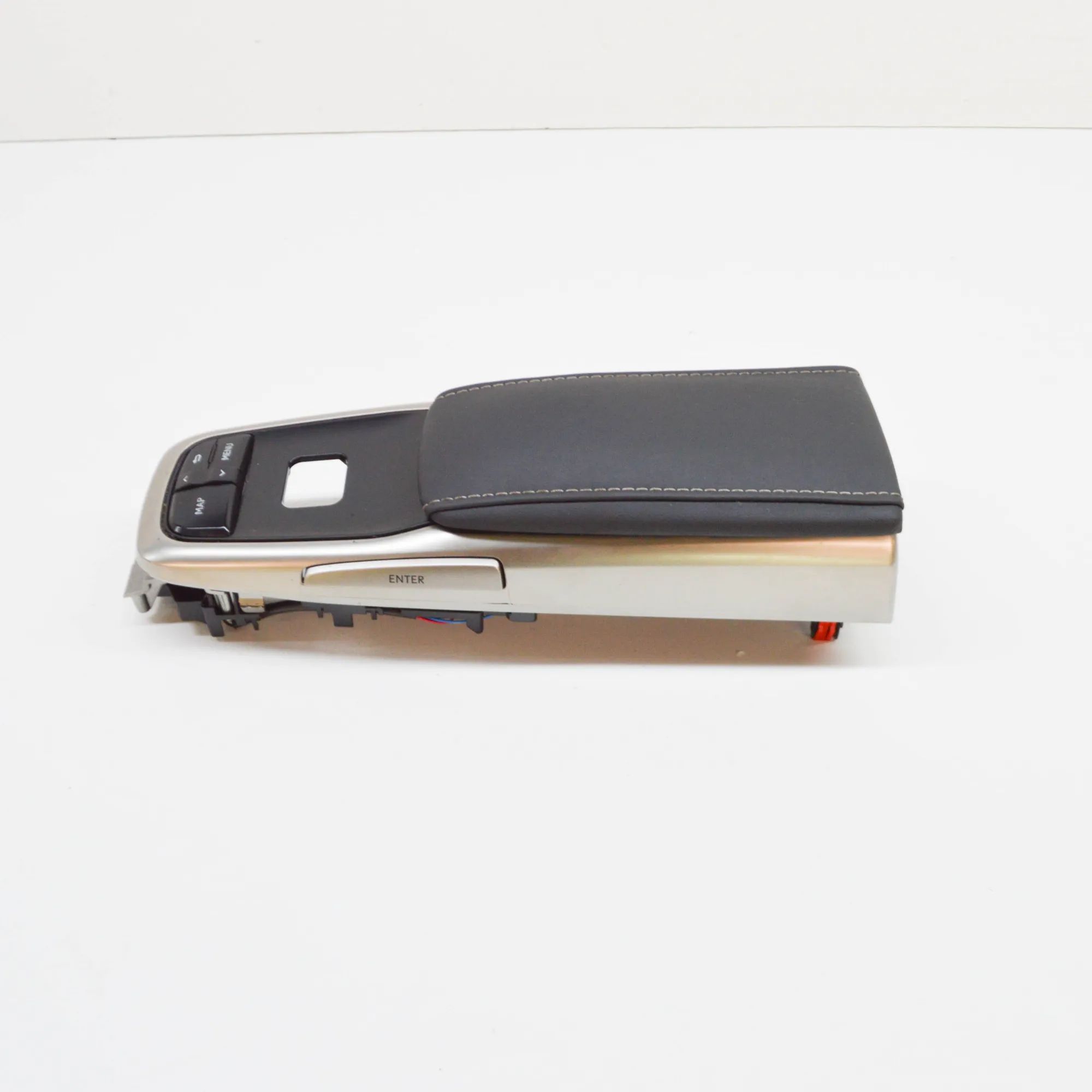 Lexus RX Käsinoja Armrest — LEXUS RX (_L2_) (2015-...) — 58822-48...