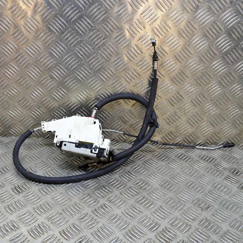Maserati Quattroporte Door lock — rear left Door lock — rear left — MASERATI QUATTROPORTE (...
